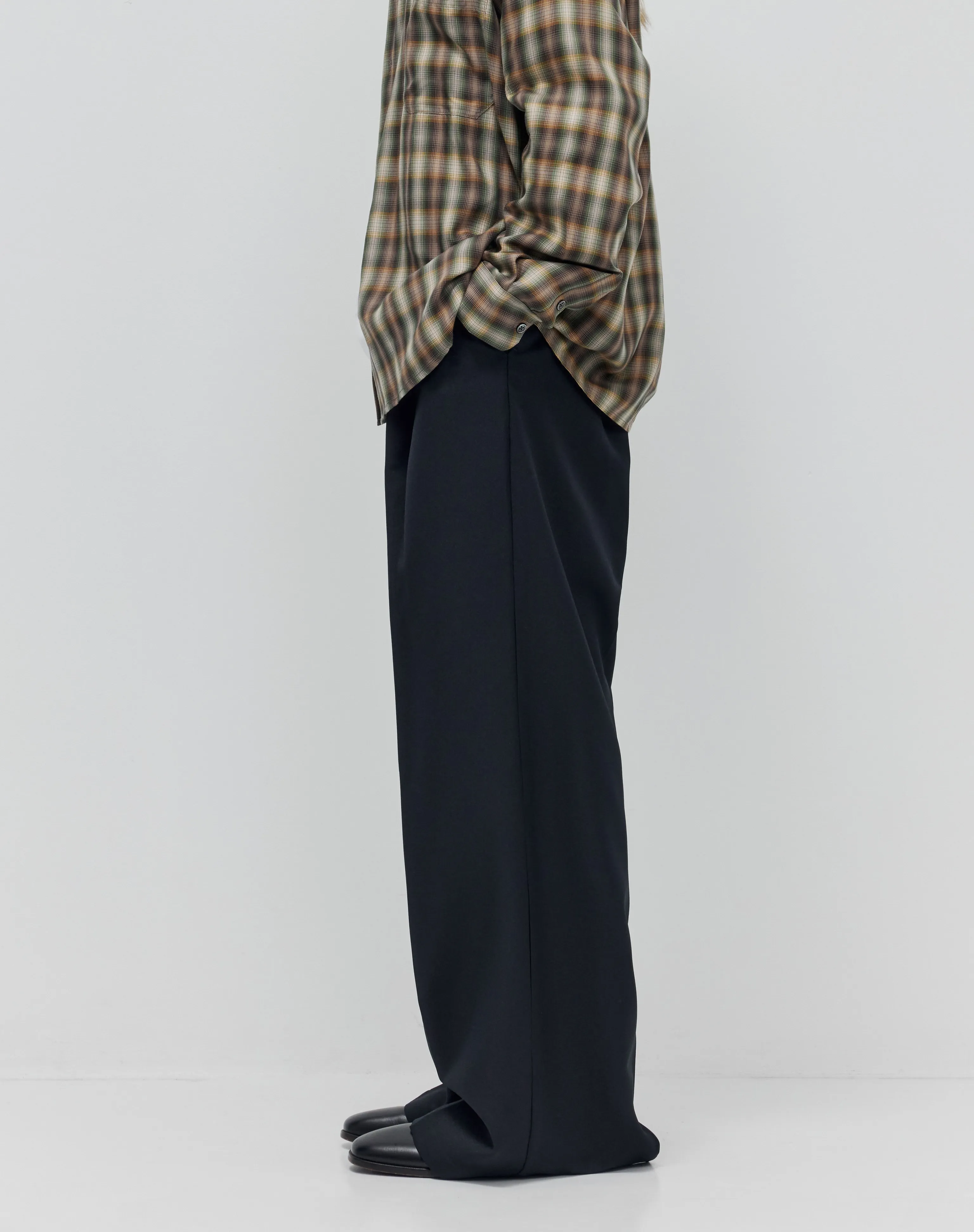 Luka Pleated Straight-Leg Trousers - Image 7