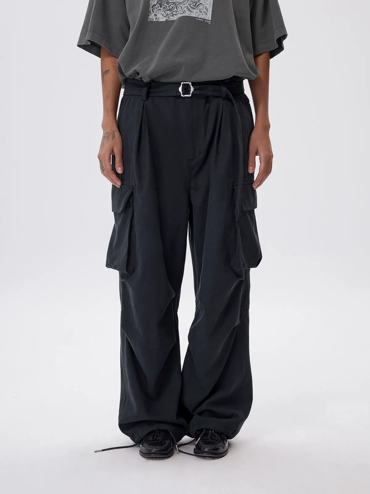 Lyocell-Cotton Wide-Leg Cargo Trousers - Image 7