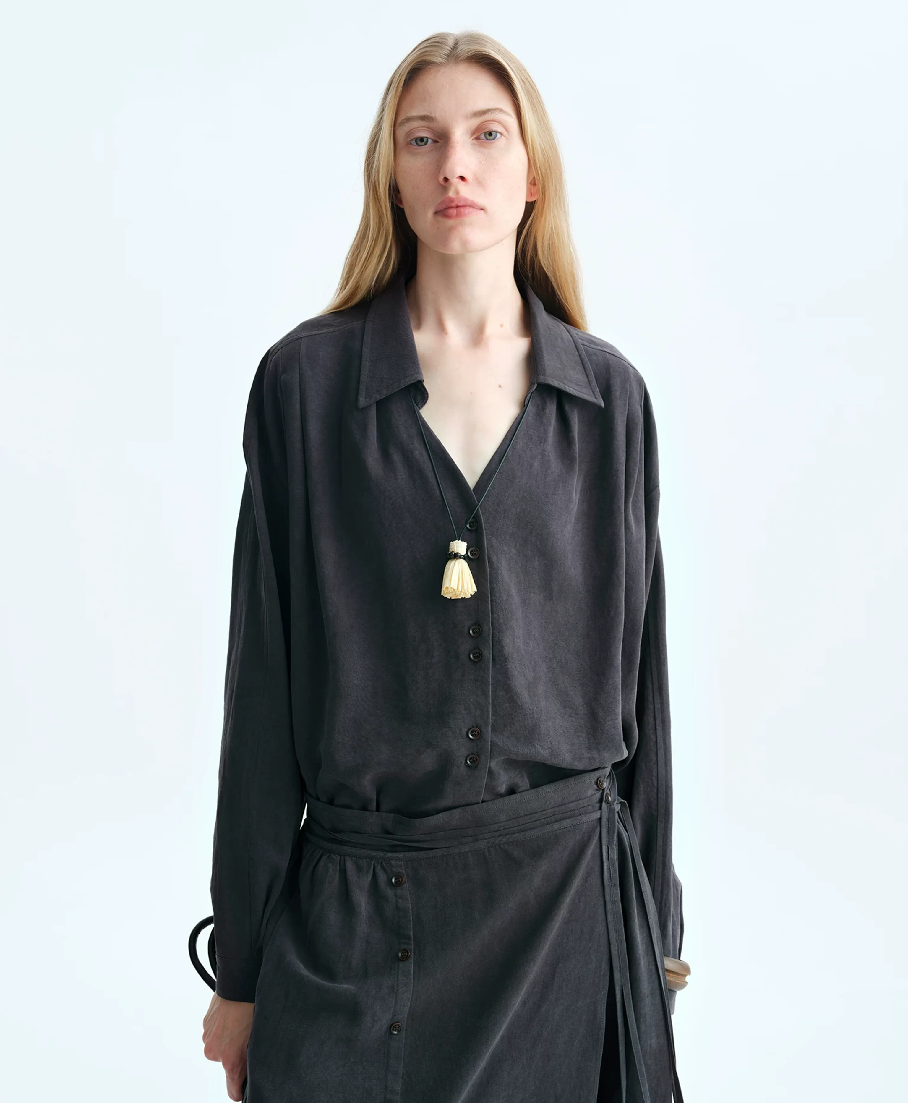 Matte Washed Tencel Linen V-Neck Shirt