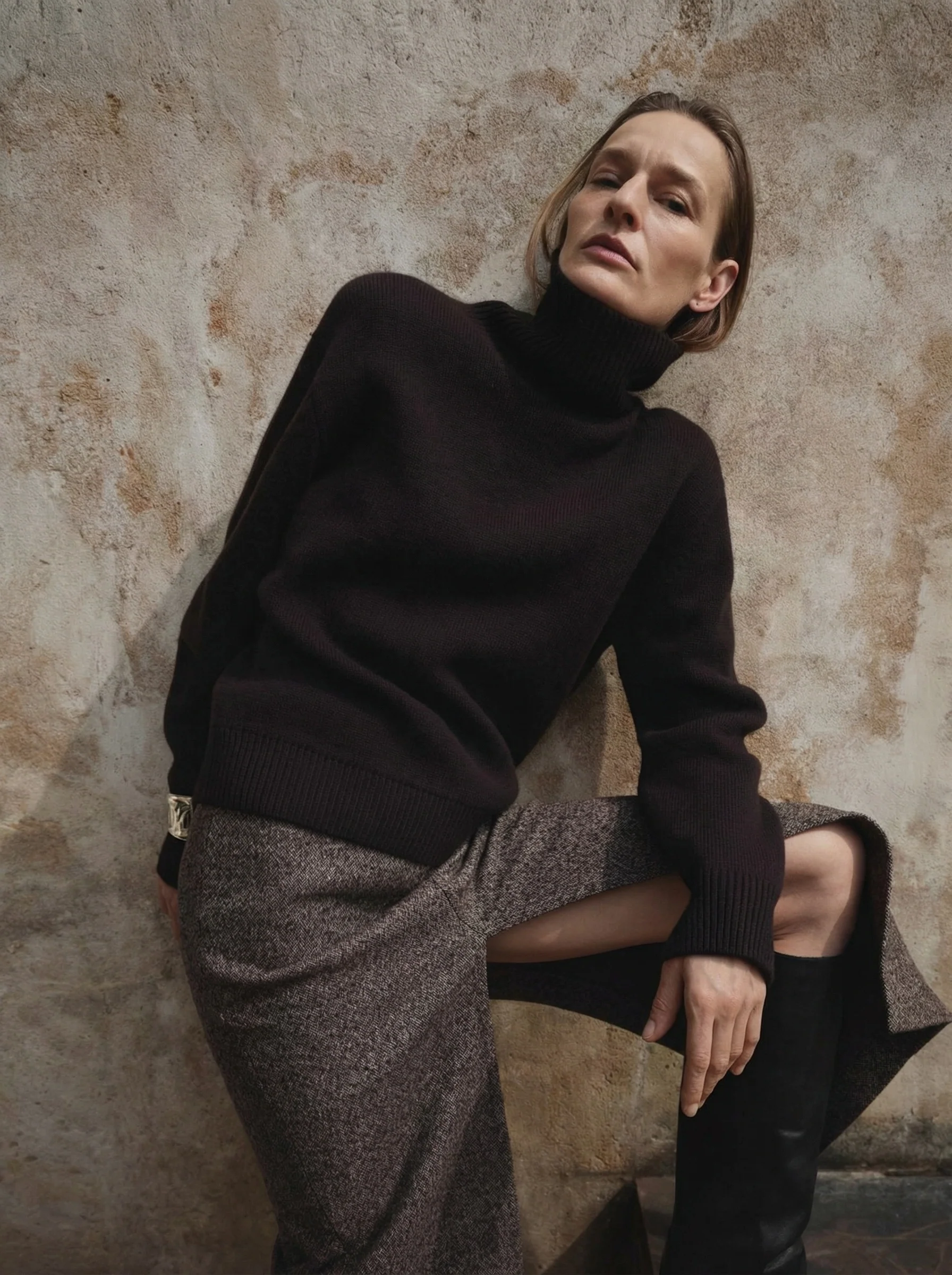 Merino Back-Slit Turtleneck Sweater