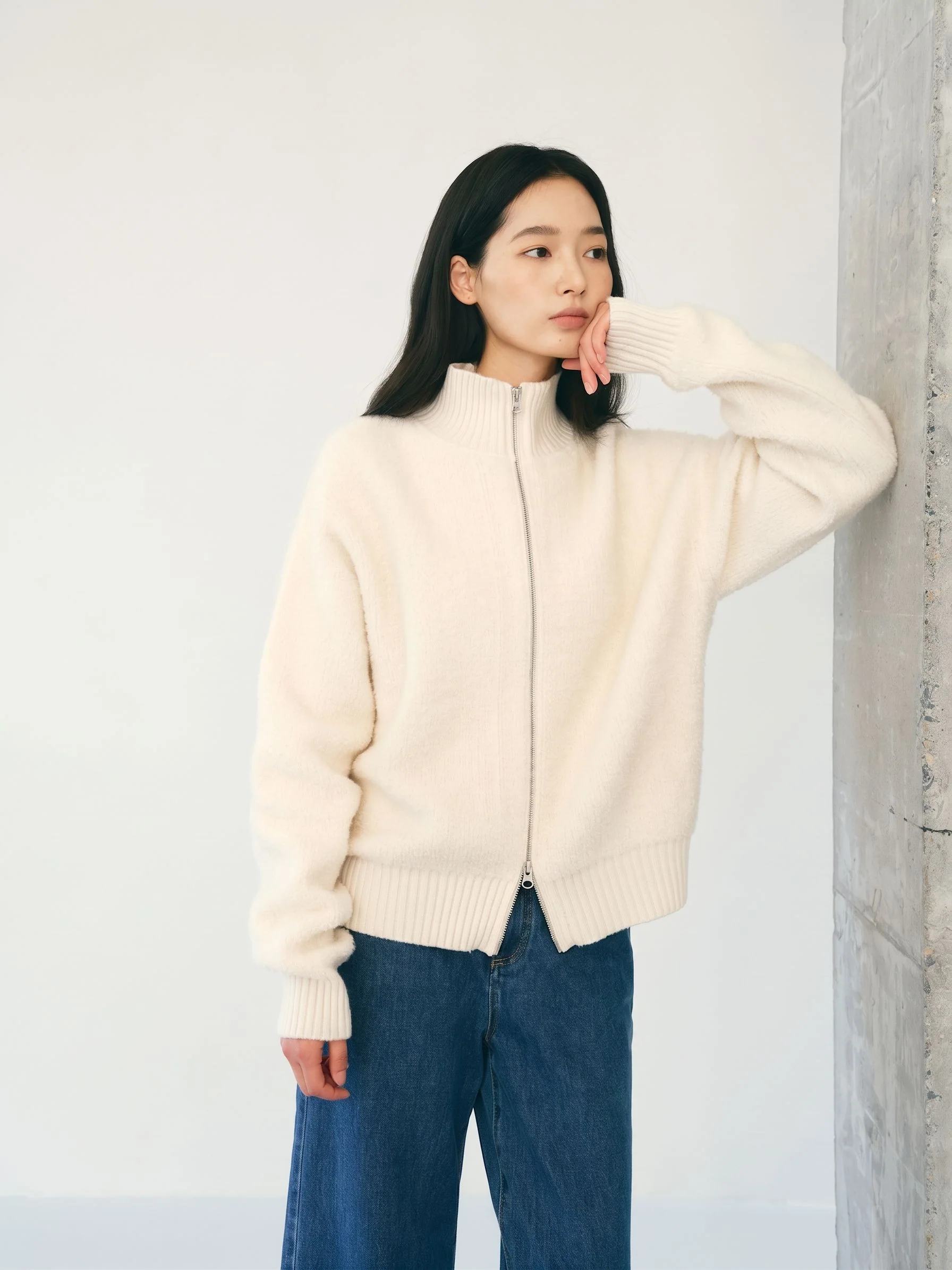 Merino Bouclé Zip Cardigan - Image 4