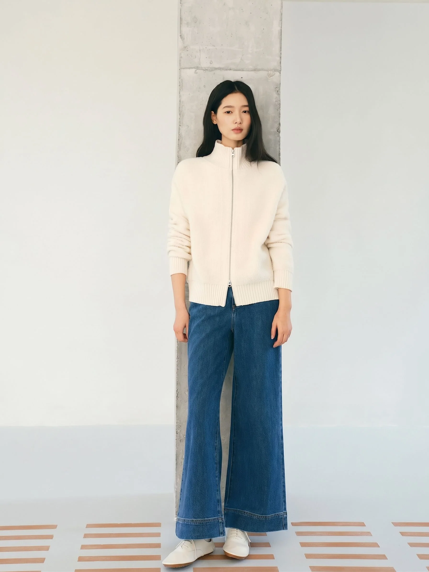 Merino Bouclé Zip Cardigan - Image 5