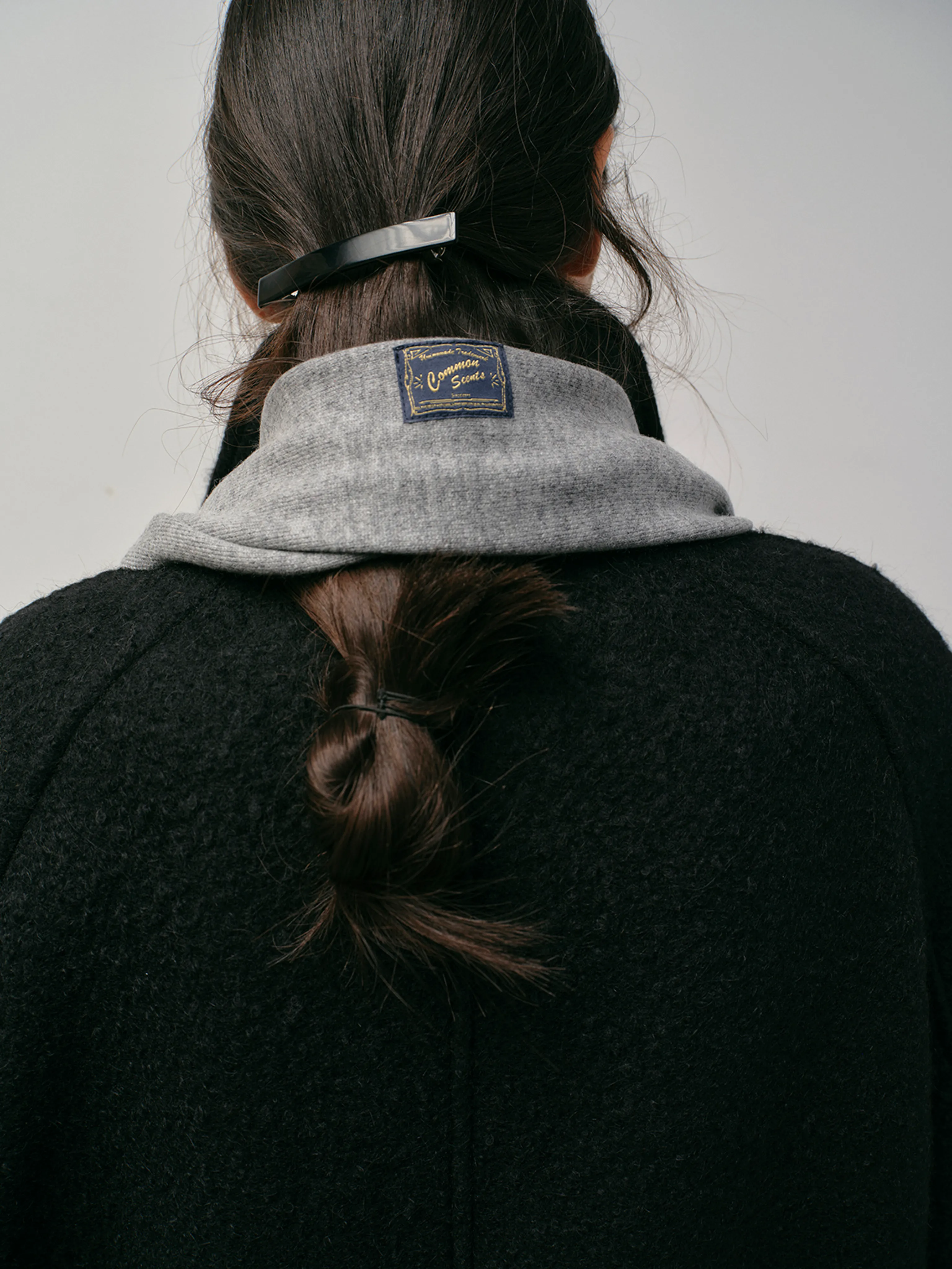 Merino-Cashmere Knit Neckerchief - Image 2
