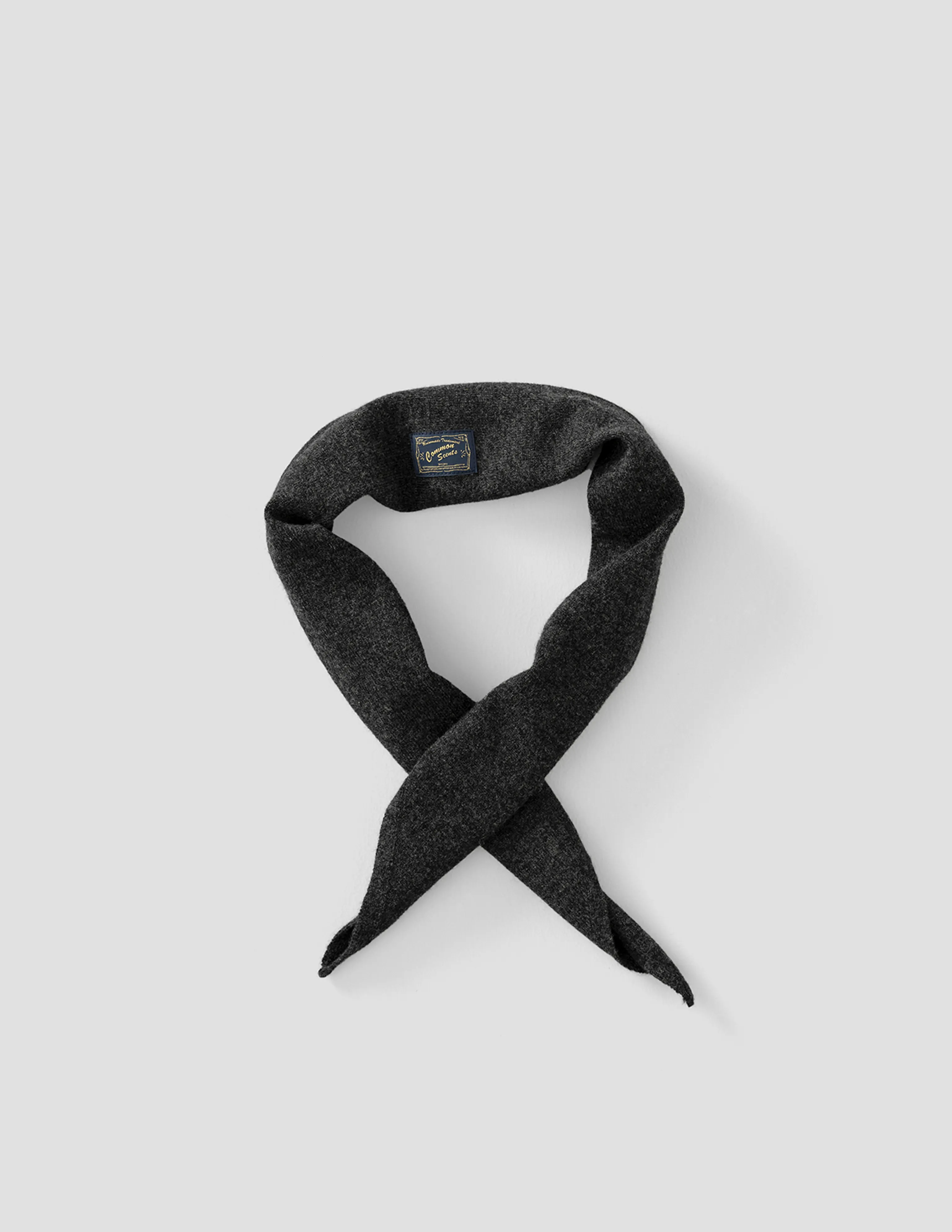 Merino-Cashmere Knit Neckerchief - Image 9