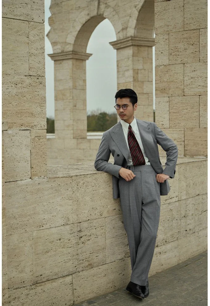 Merino High-Waist Pleated Trousers - Image 4