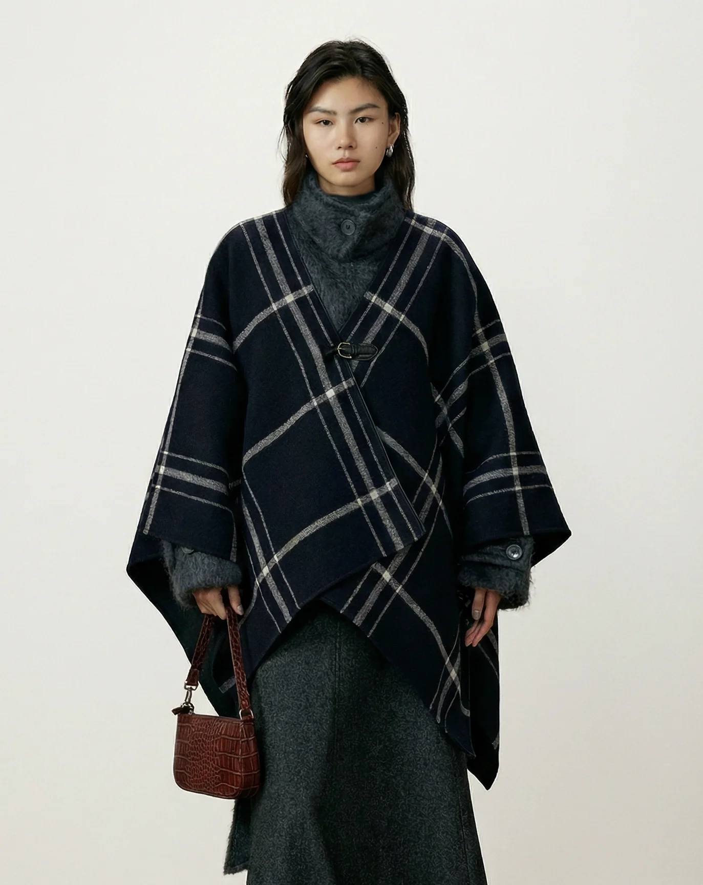 Merino Plaid Cape - Image 2