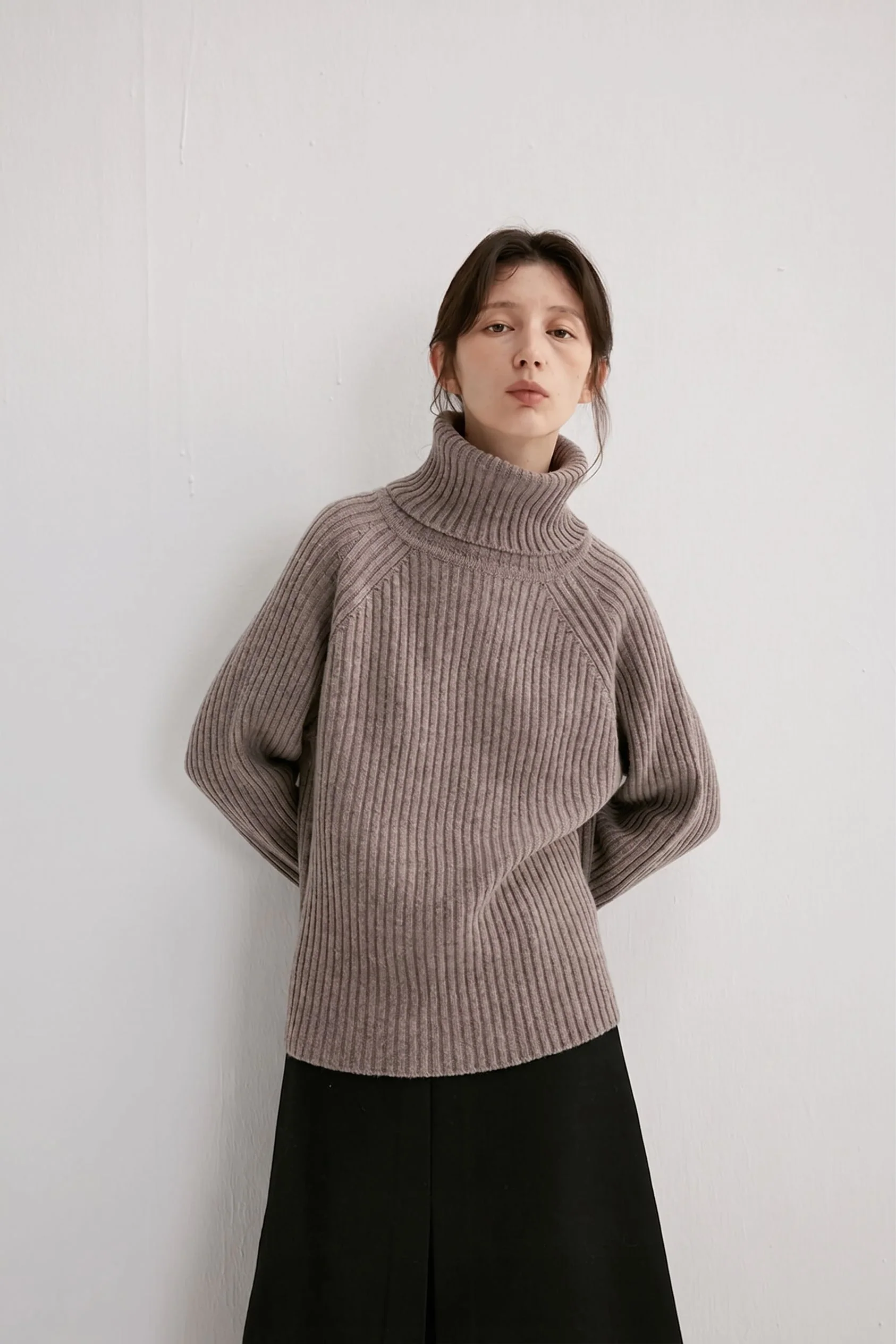 Merino Ribbed Turtleneck Sweater - Image 3