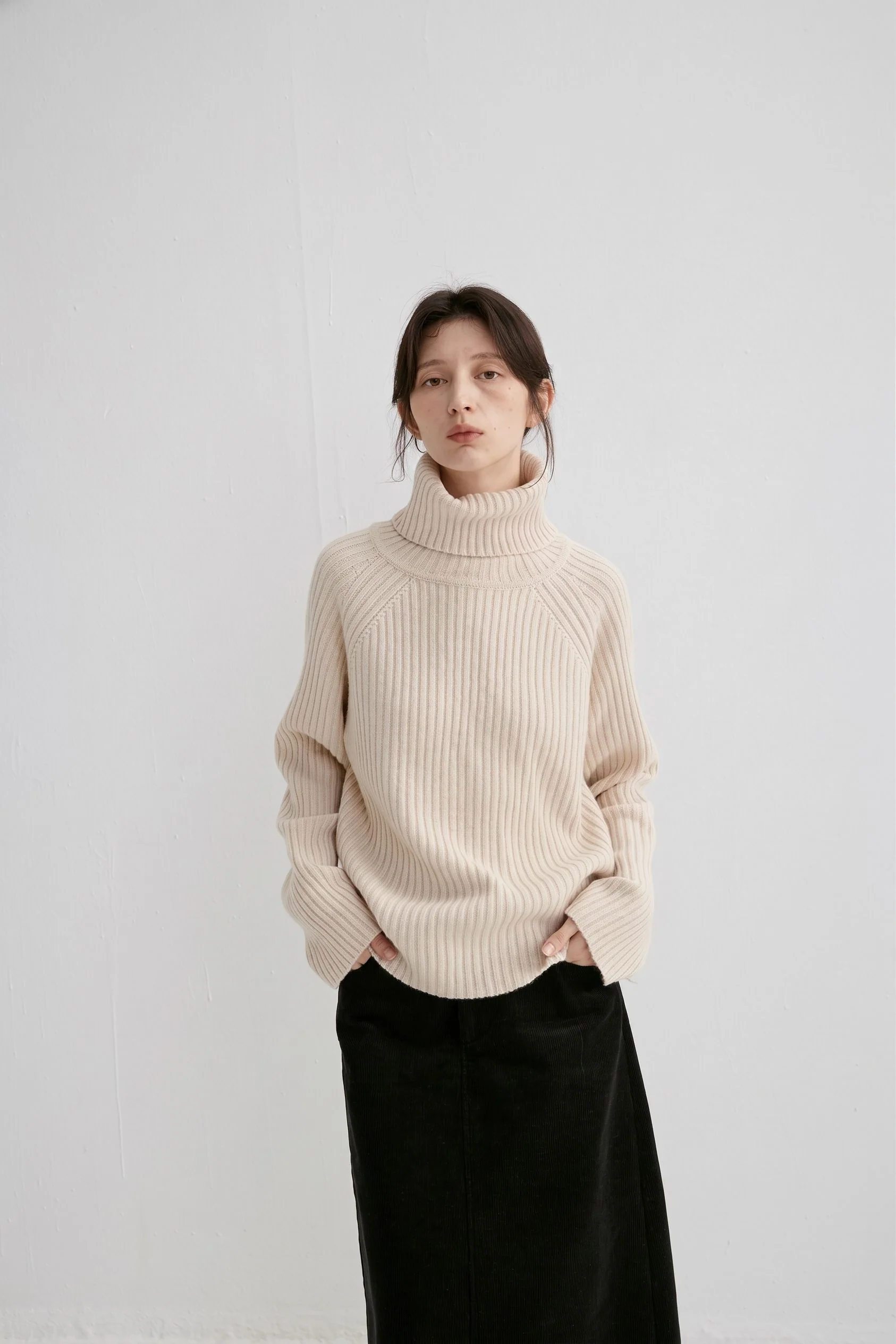 Merino Ribbed Turtleneck Sweater - Image 7