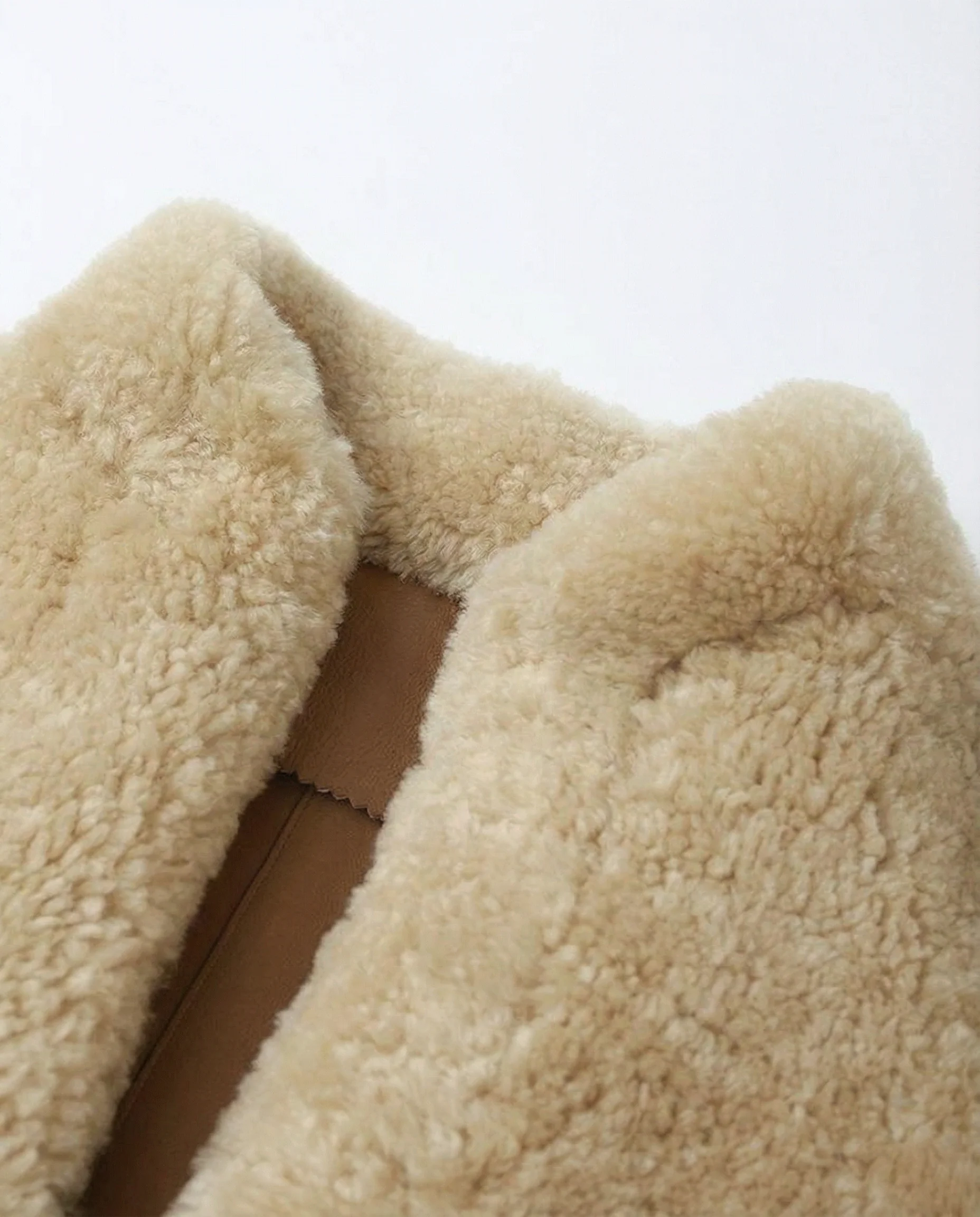 Merino Shearling Short Coat - Image 7