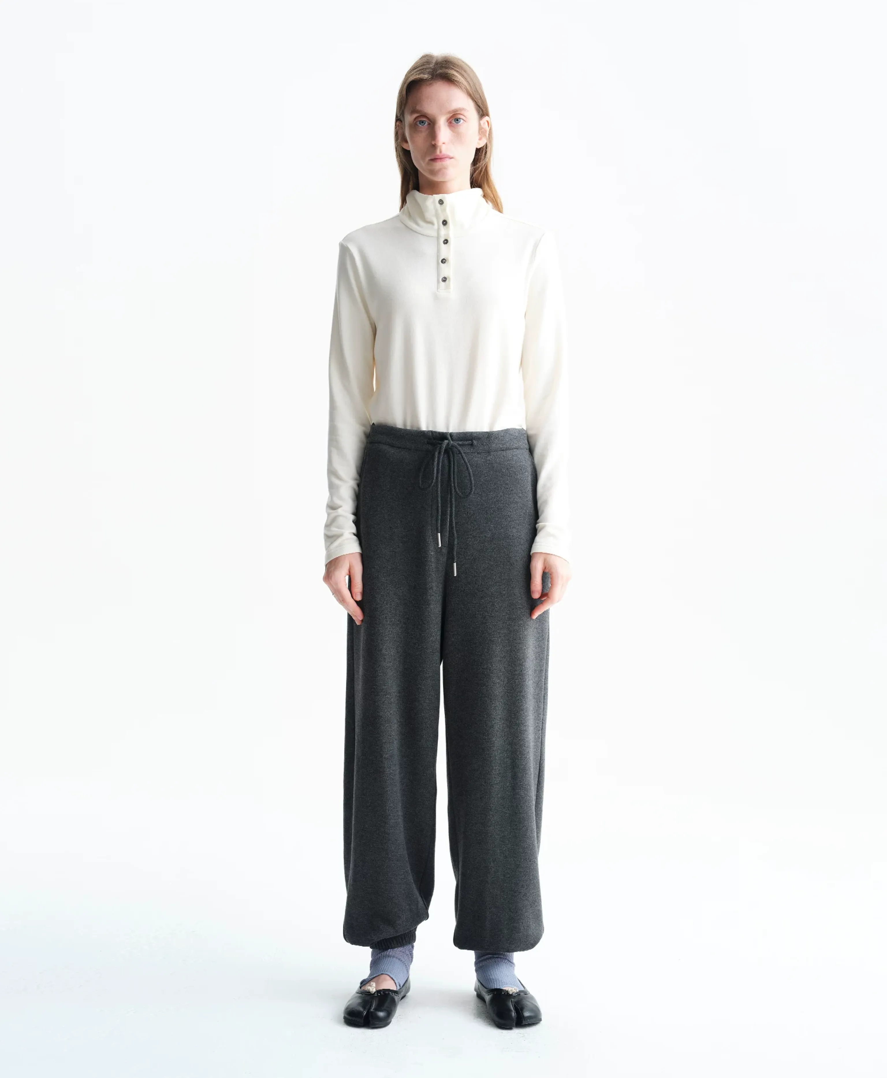 Merino Wool & Silk Drawstring Sweatpants - Image 4