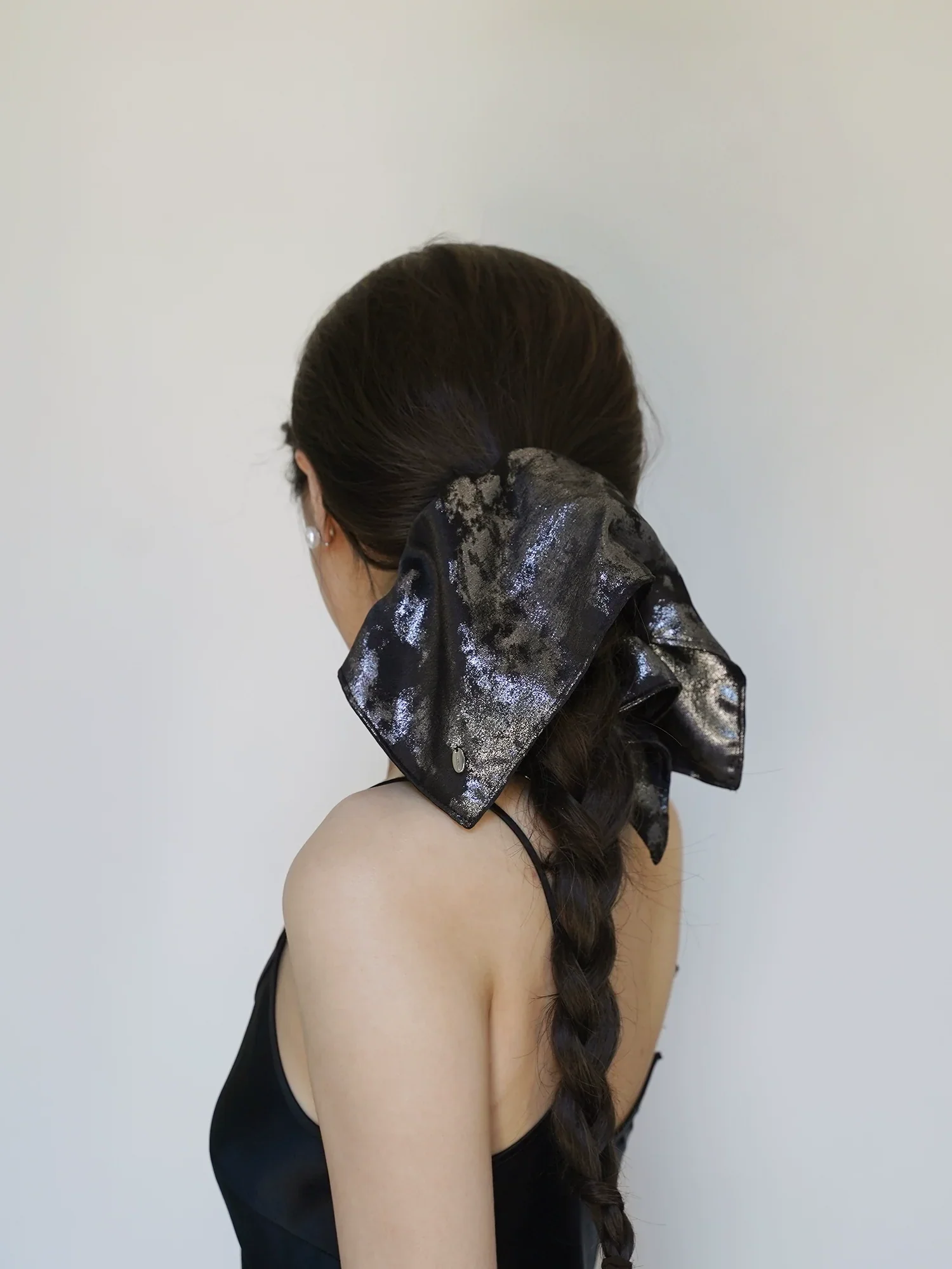 Metallic Bow Scrunchie - Image 4