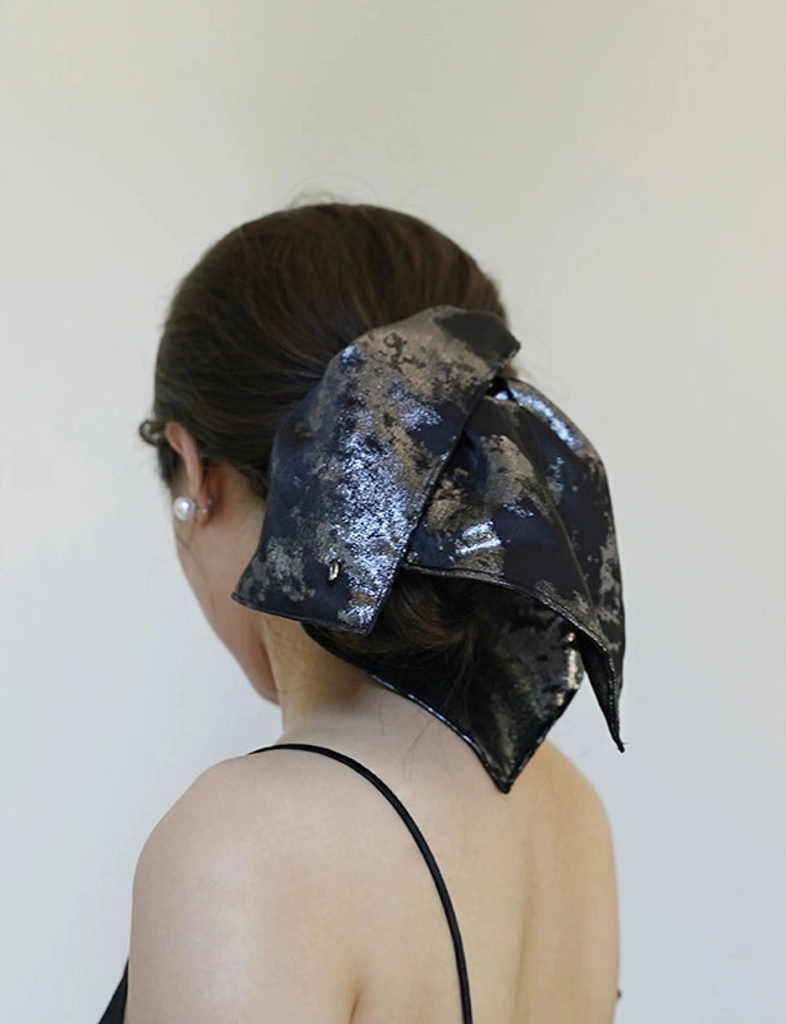 Metallic Bow Scrunchie - Image 5