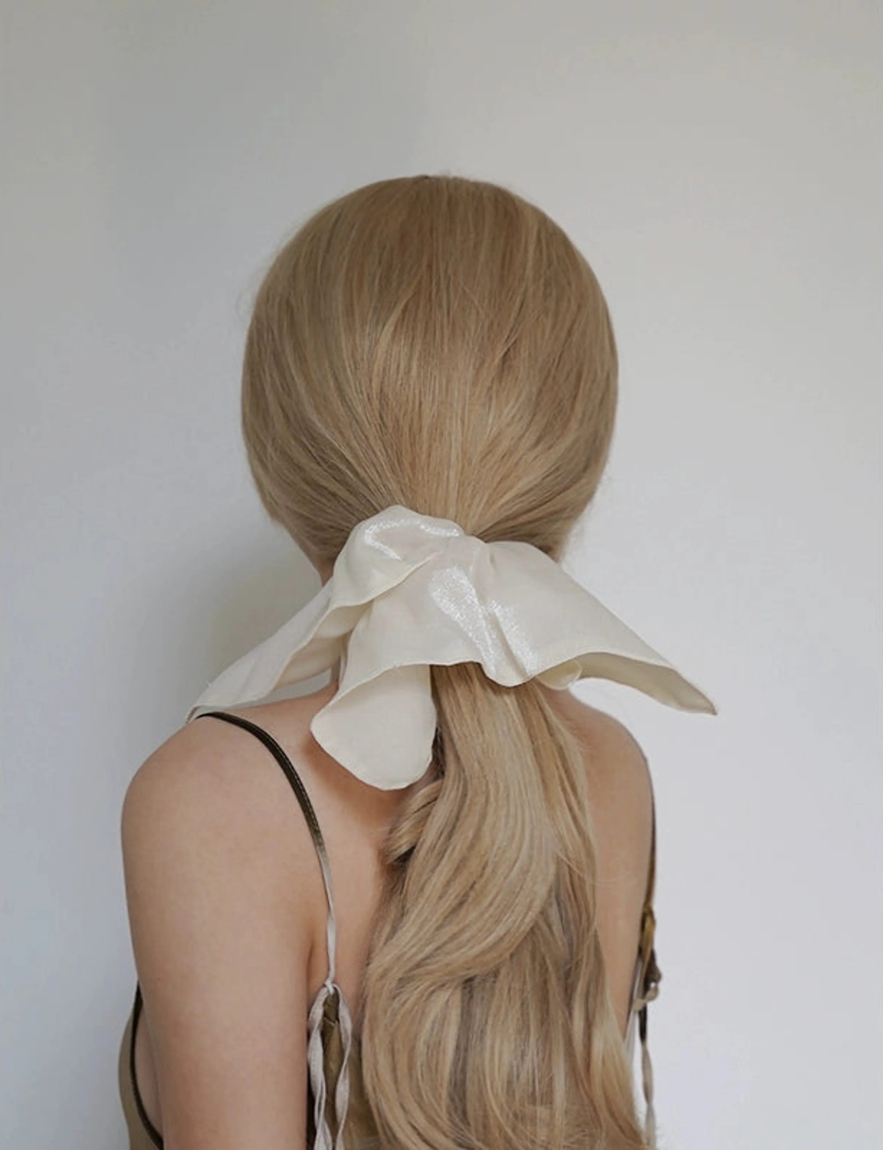 Metallic Bow Scrunchie - Image 9