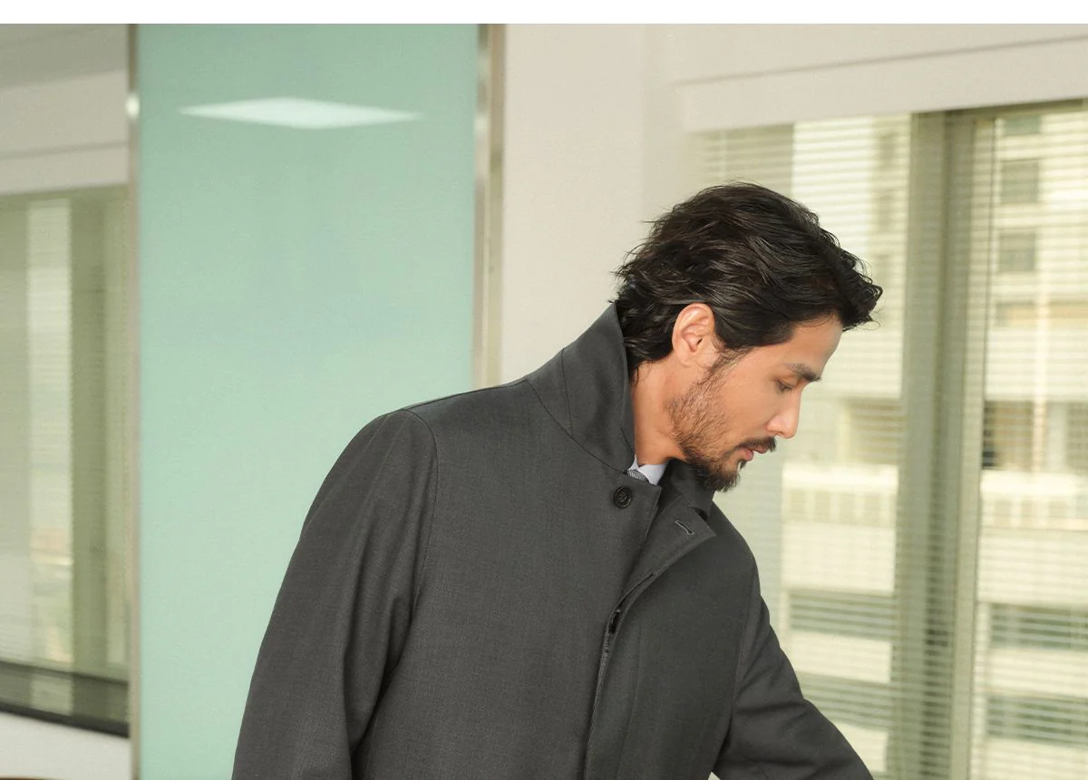 Mid-Length Commuter Overcoat - Image 10