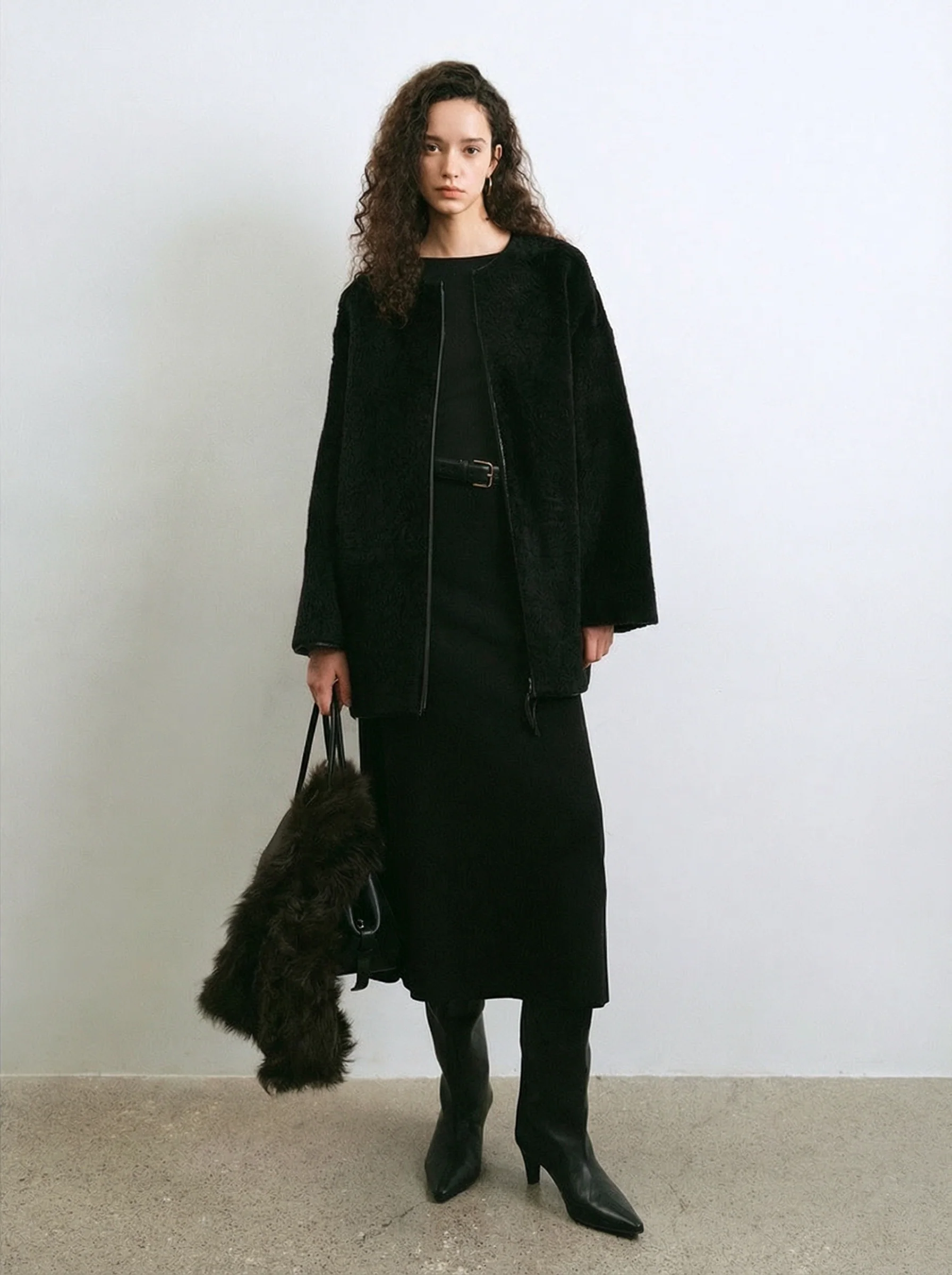 Mid-Length Shearling Zip Coat - Image 4