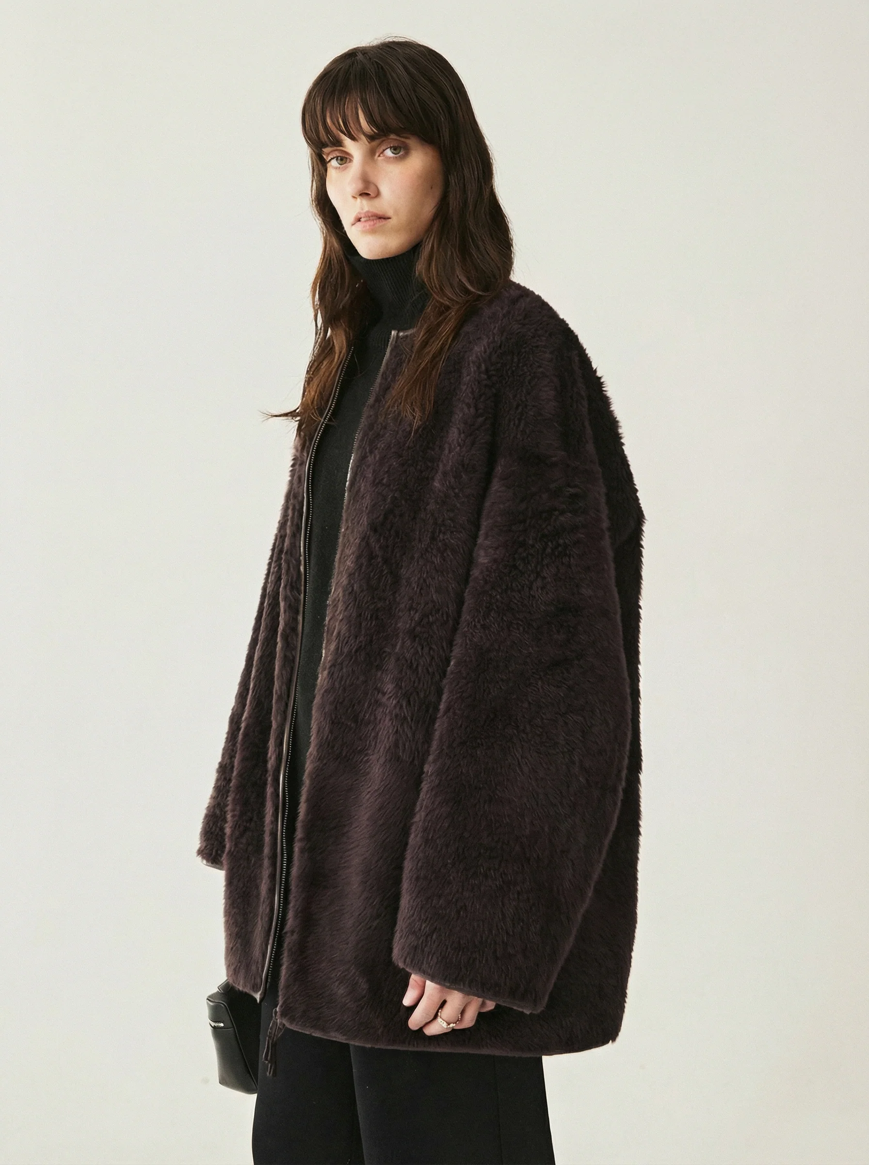 Mid-Length Shearling Zip Coat - Image 5