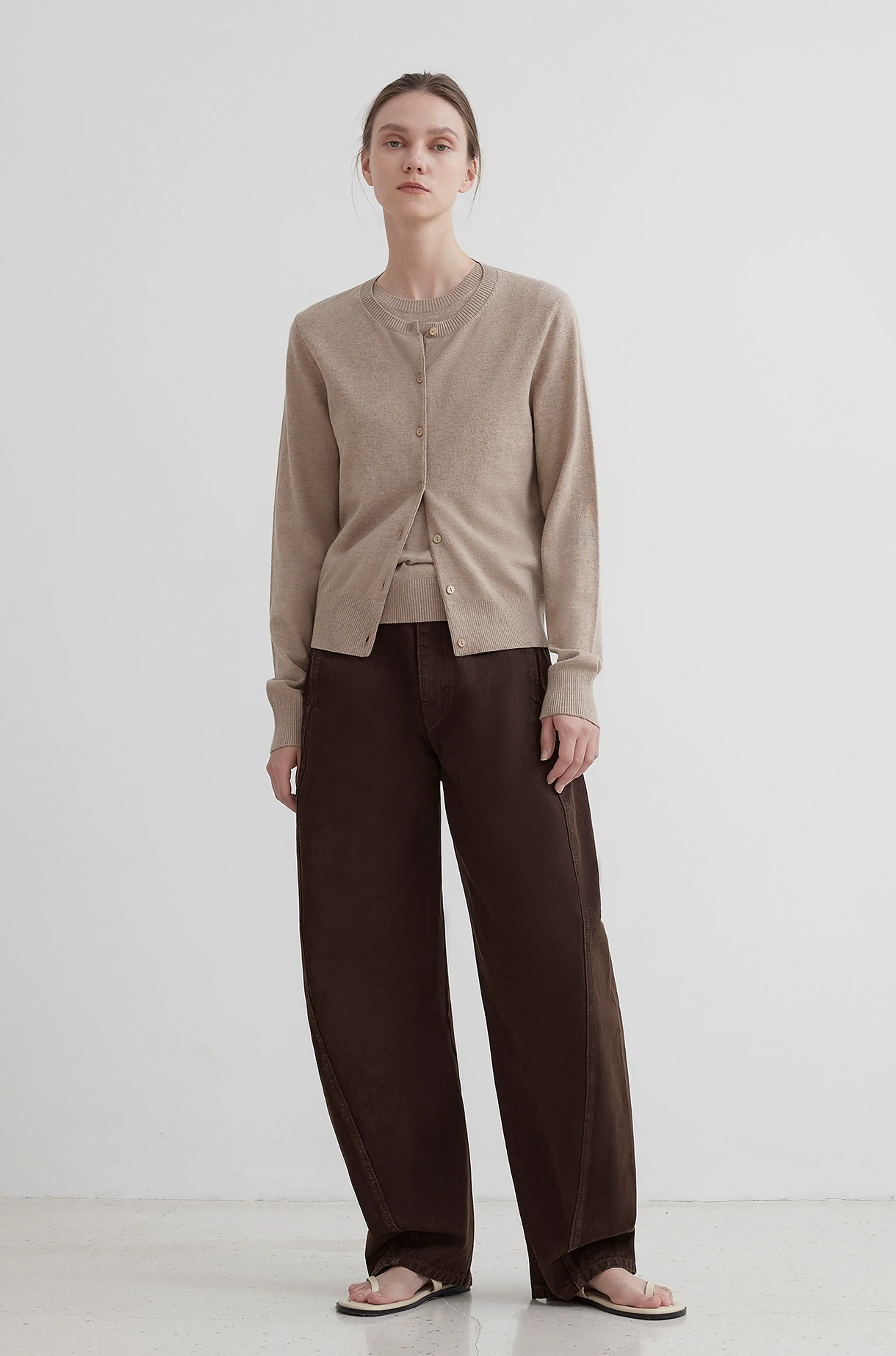 Minimalist Knit Vest & Cardigan Set - Image 3