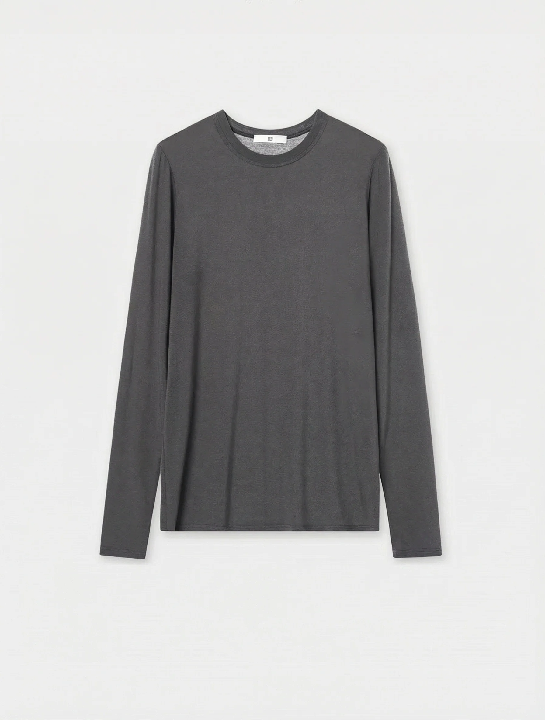 Minimalist Long-Sleeve T-Shirt - Image 17