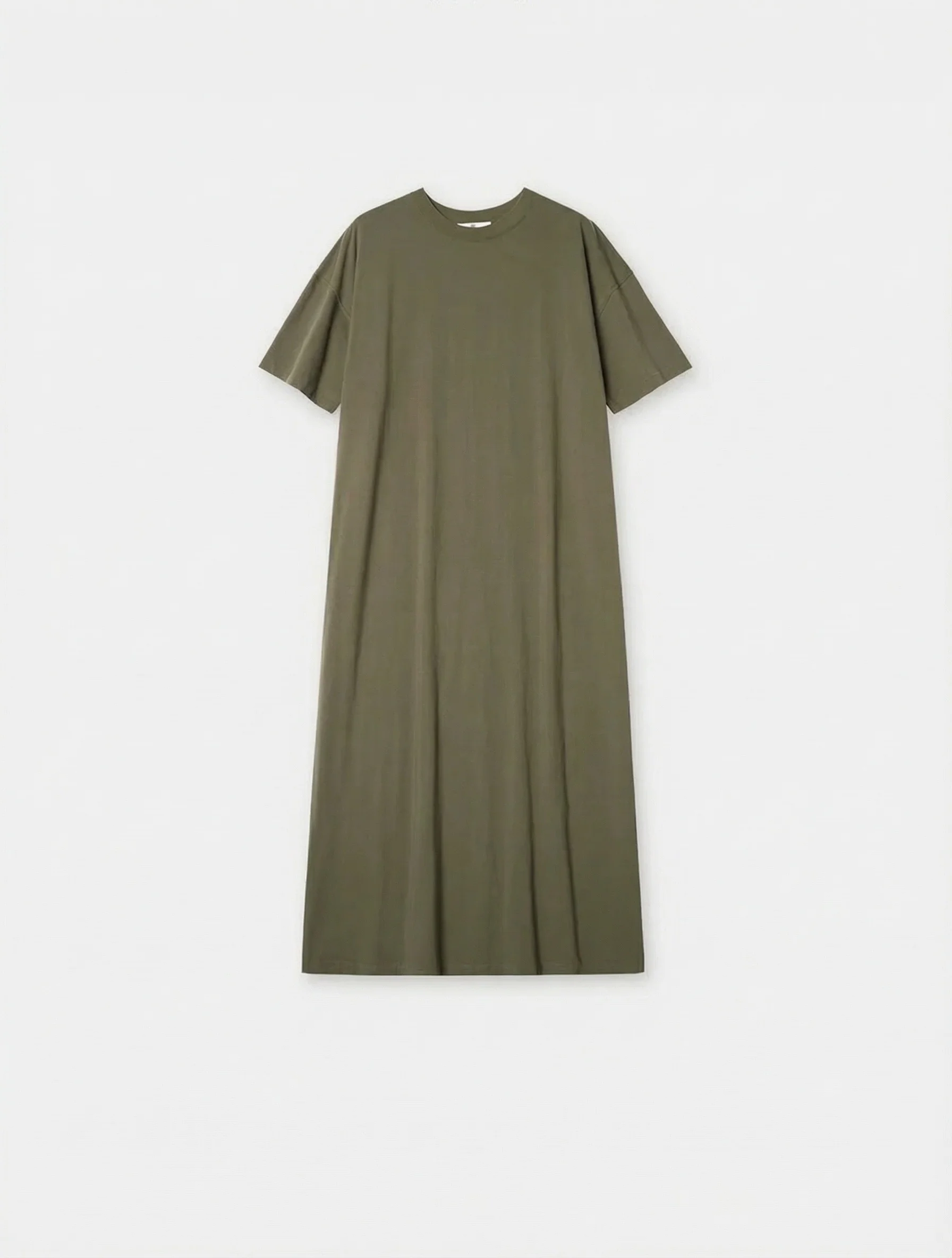 Minimalist Three-Piece Set - Image 10
