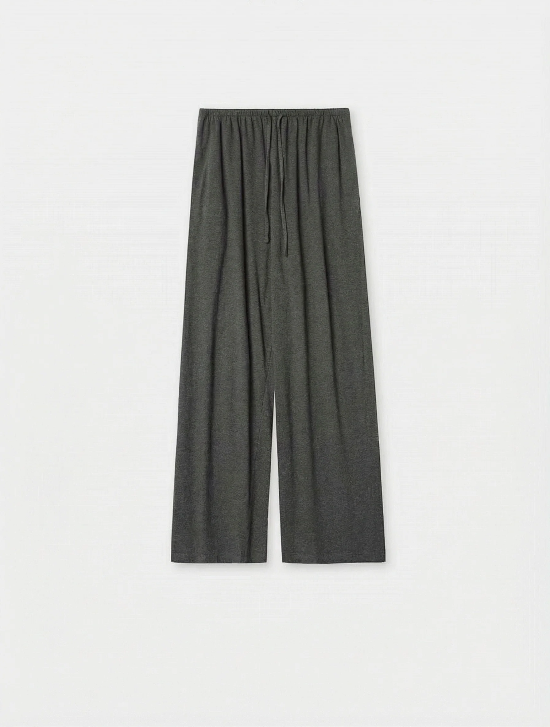 Minimalist Three-Piece Set - Image 3