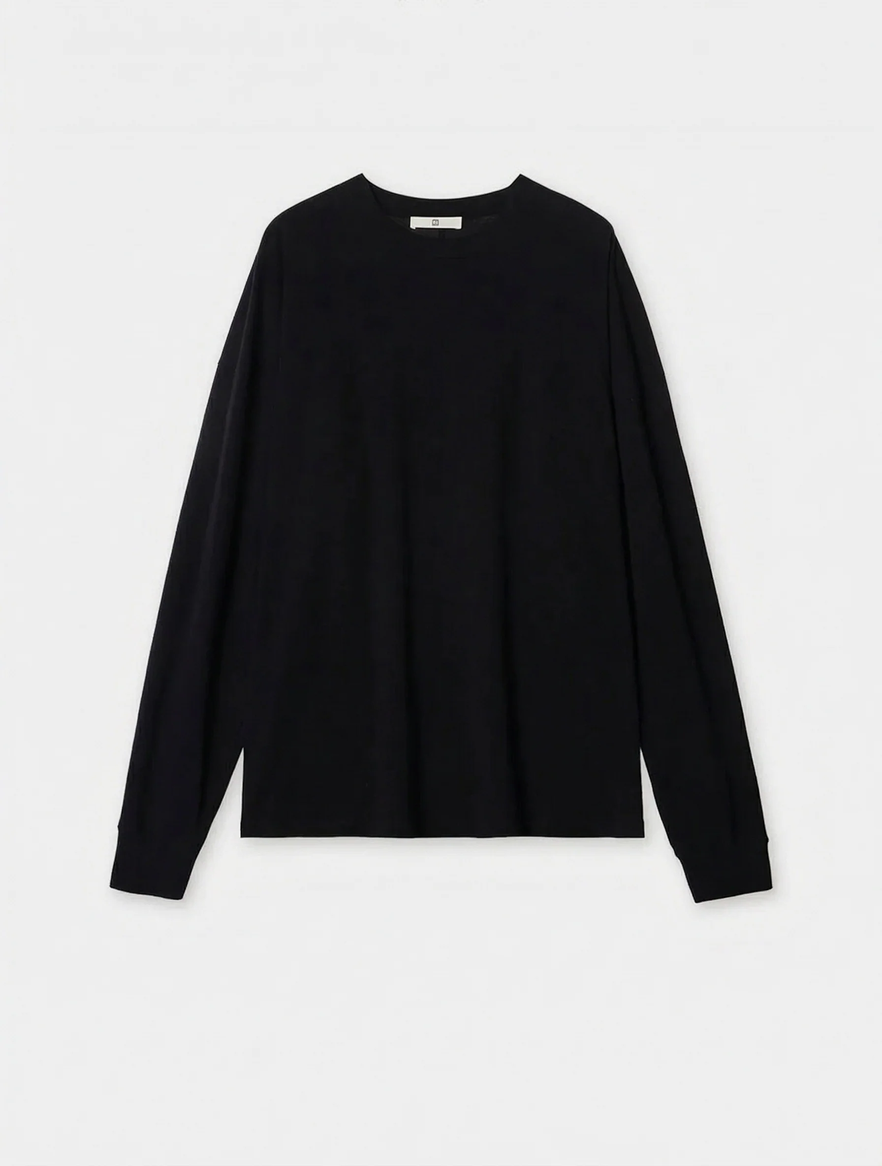 Minimalist Three-Piece Set - Image 8