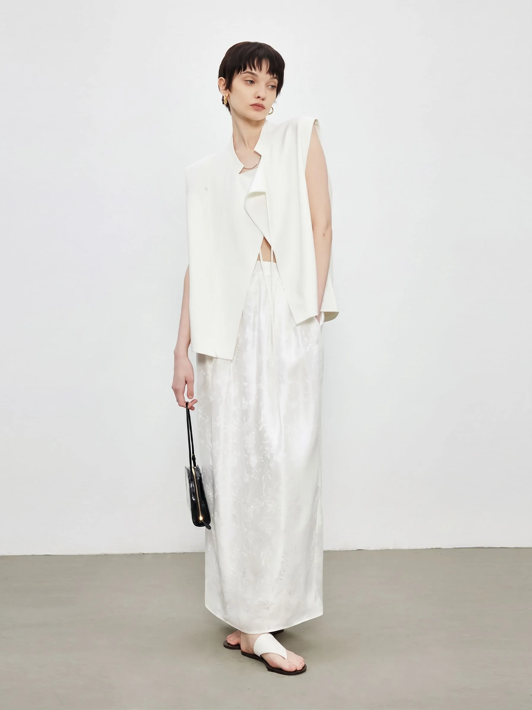 Mulberry Silk Cropped Stand-Collar Jacket - Image 7