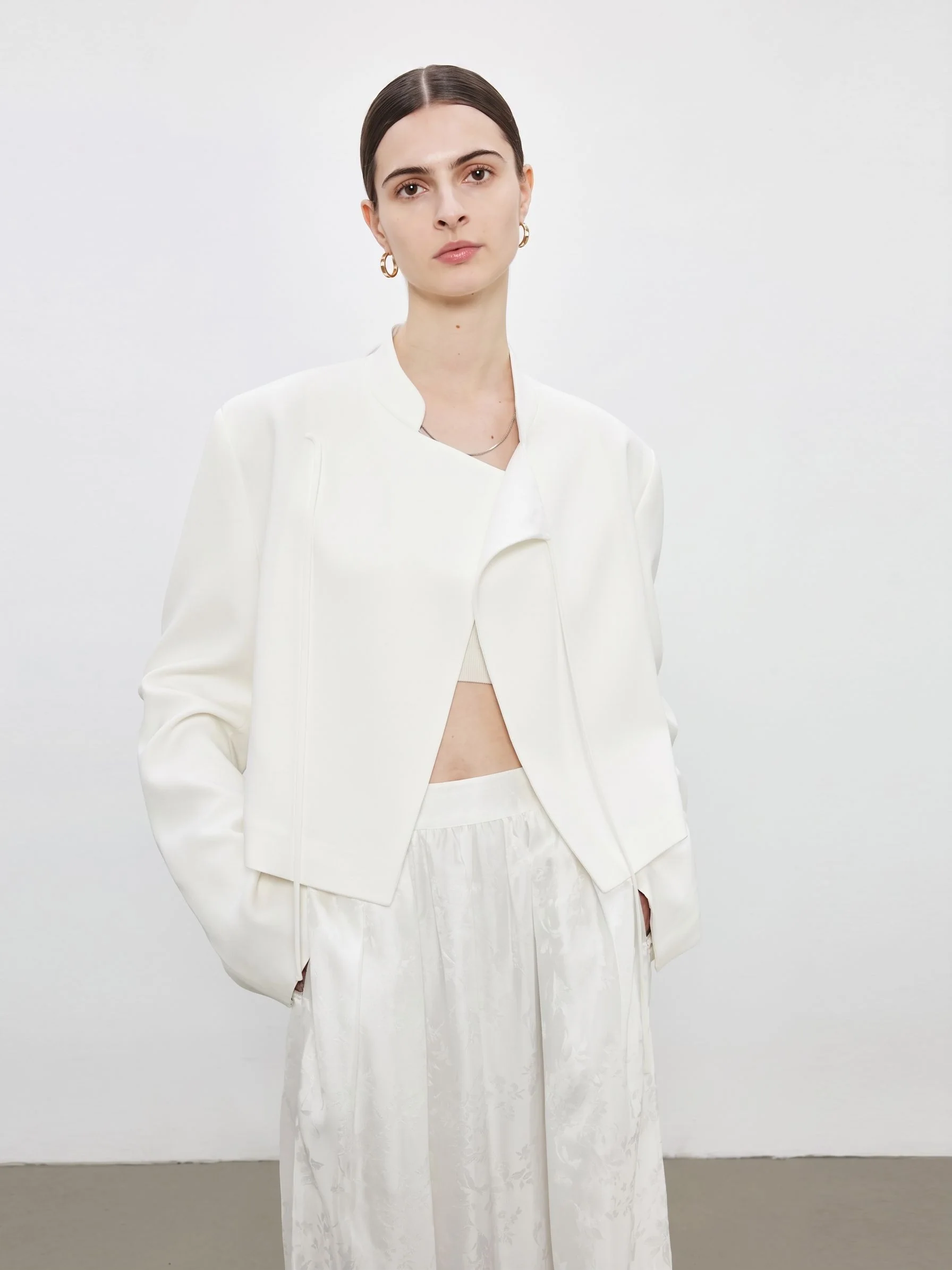 Mulberry Silk Cropped Stand-Collar Jacket - Image 9