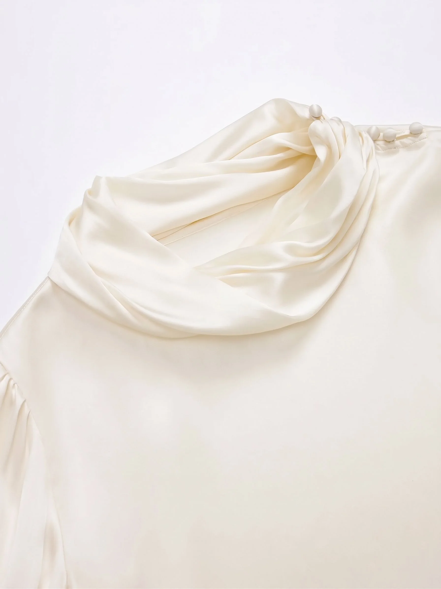 Mulberry Silk Pearl Shoulder Blouse - Image 6