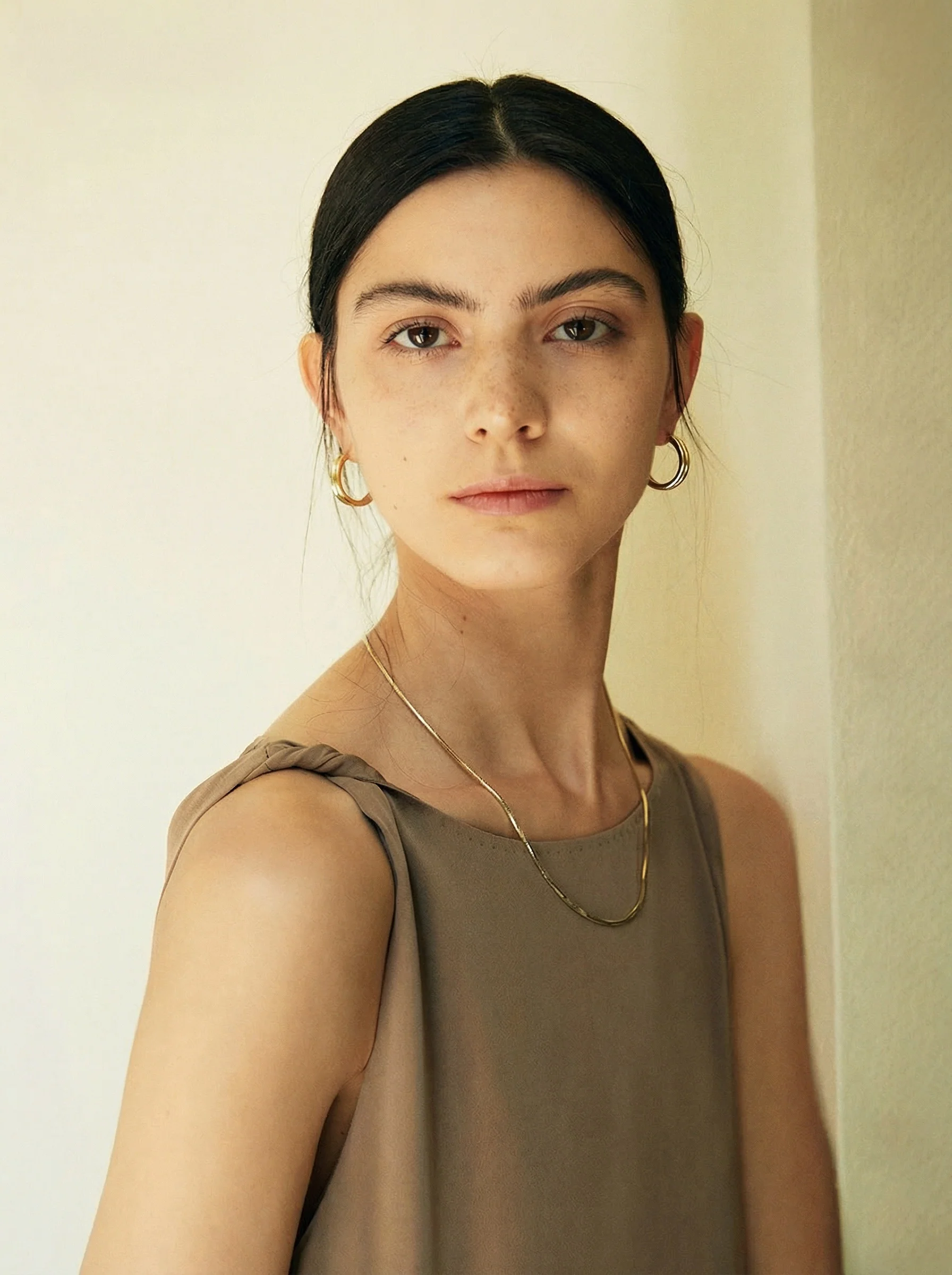 Mulberry Silk Twist-Shoulder Midi Dress - Image 4