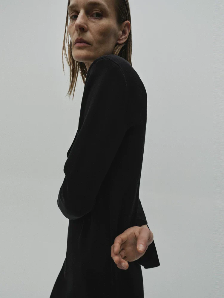 Mulberry Silk V-Neck Knit Maxi Dress - Image 2