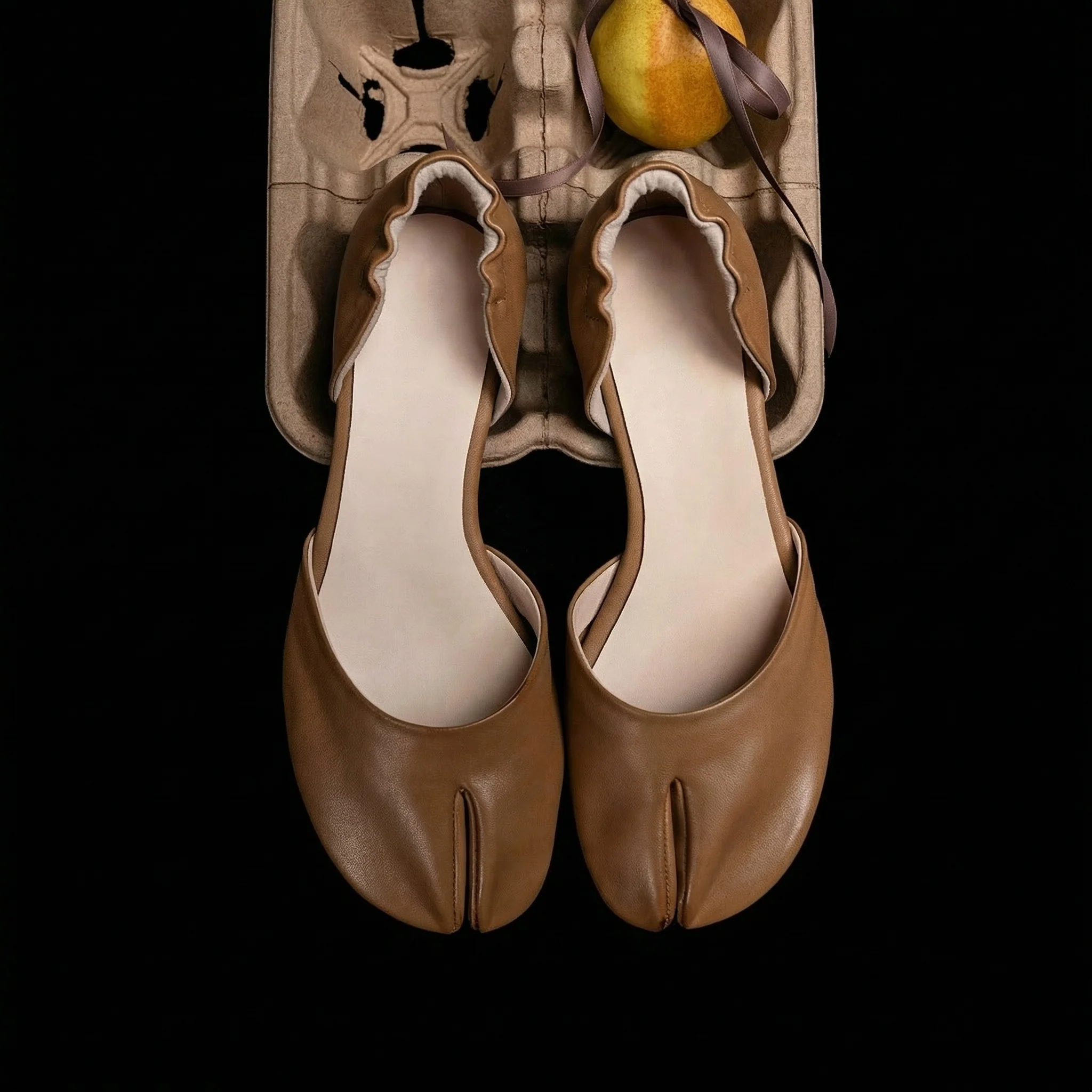 Murano Split-Toe Leather Flats - Image 2