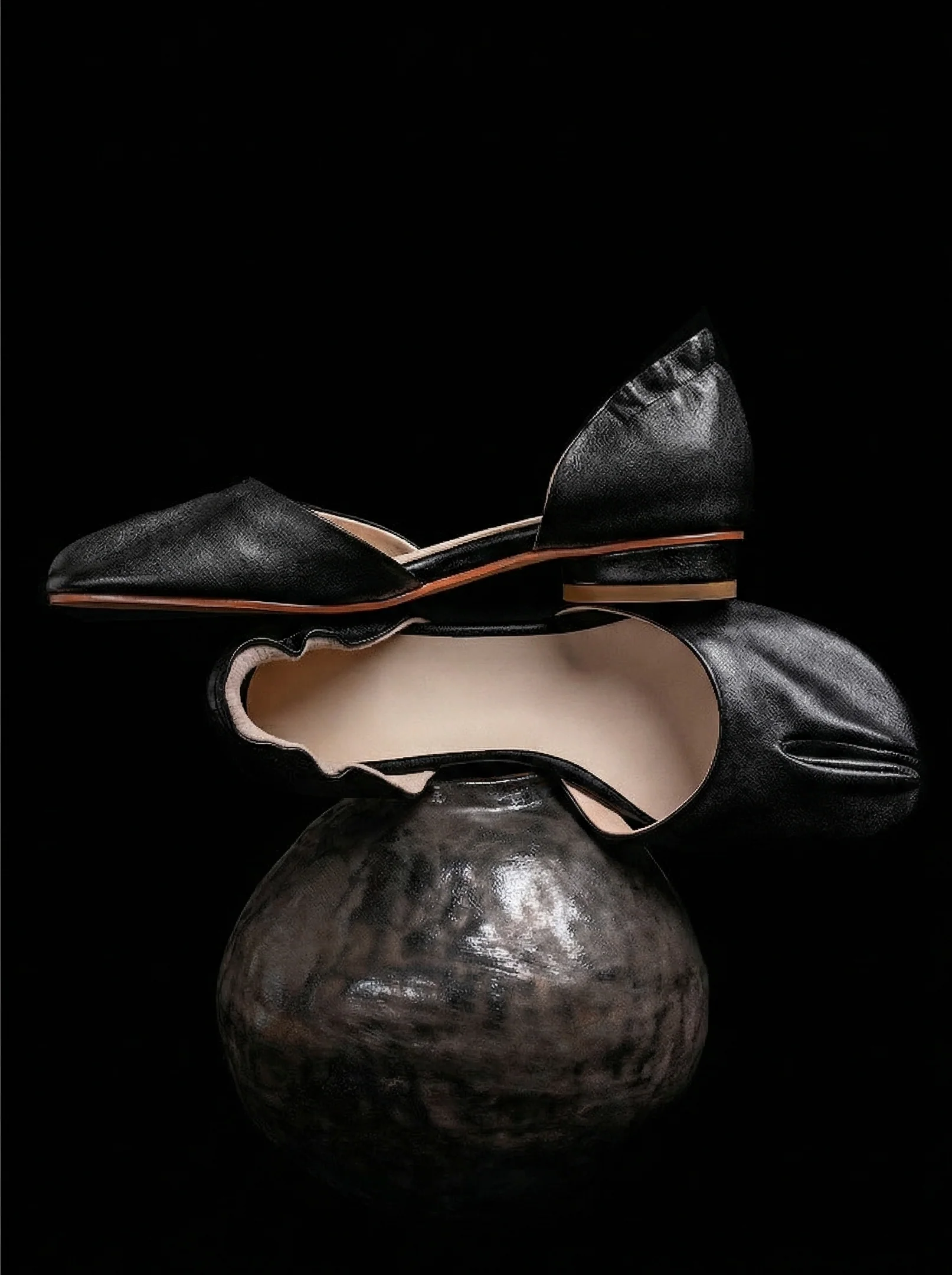 Murano Split-Toe Leather Flats - Image 7