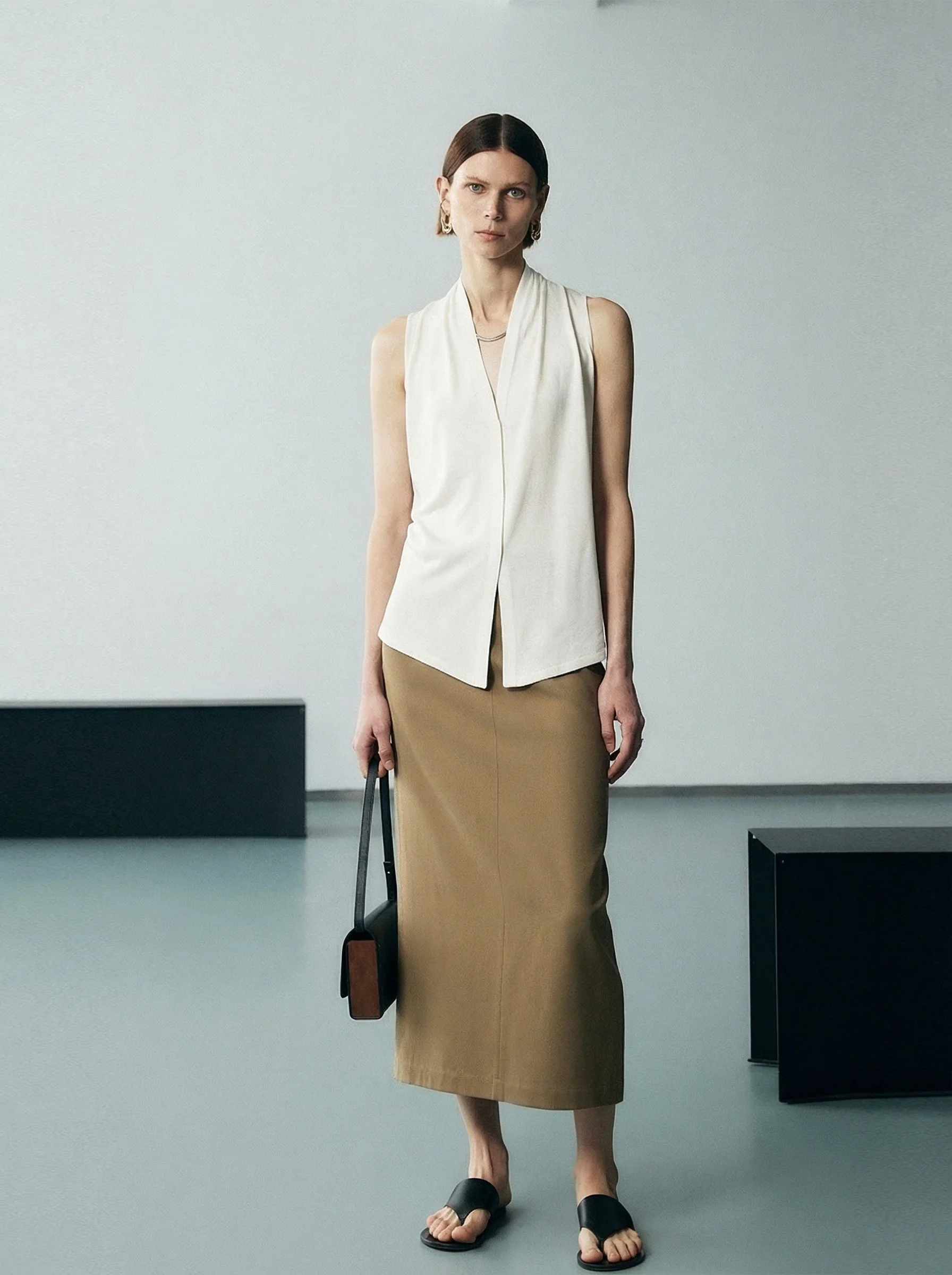 Narrow-Waist Back-Slit Midi Skirt - Image 2