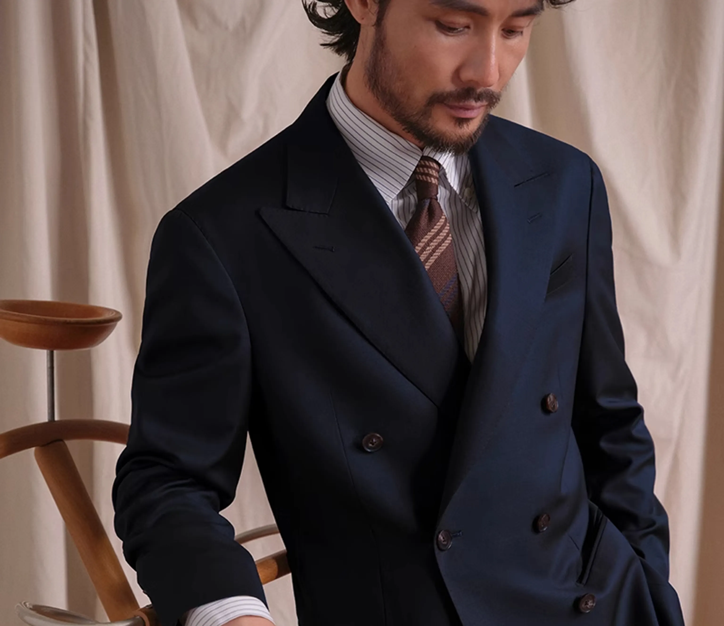 Navy Double-Breasted Suit - Image 3