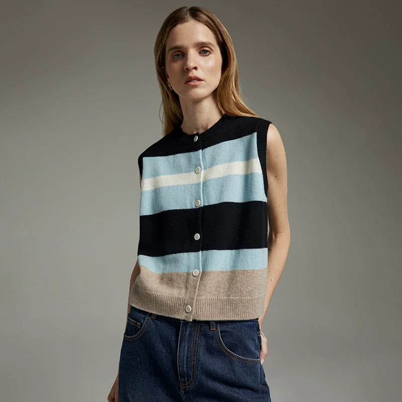 Nina Merino Color-Block Cardigan Vest - Image 6