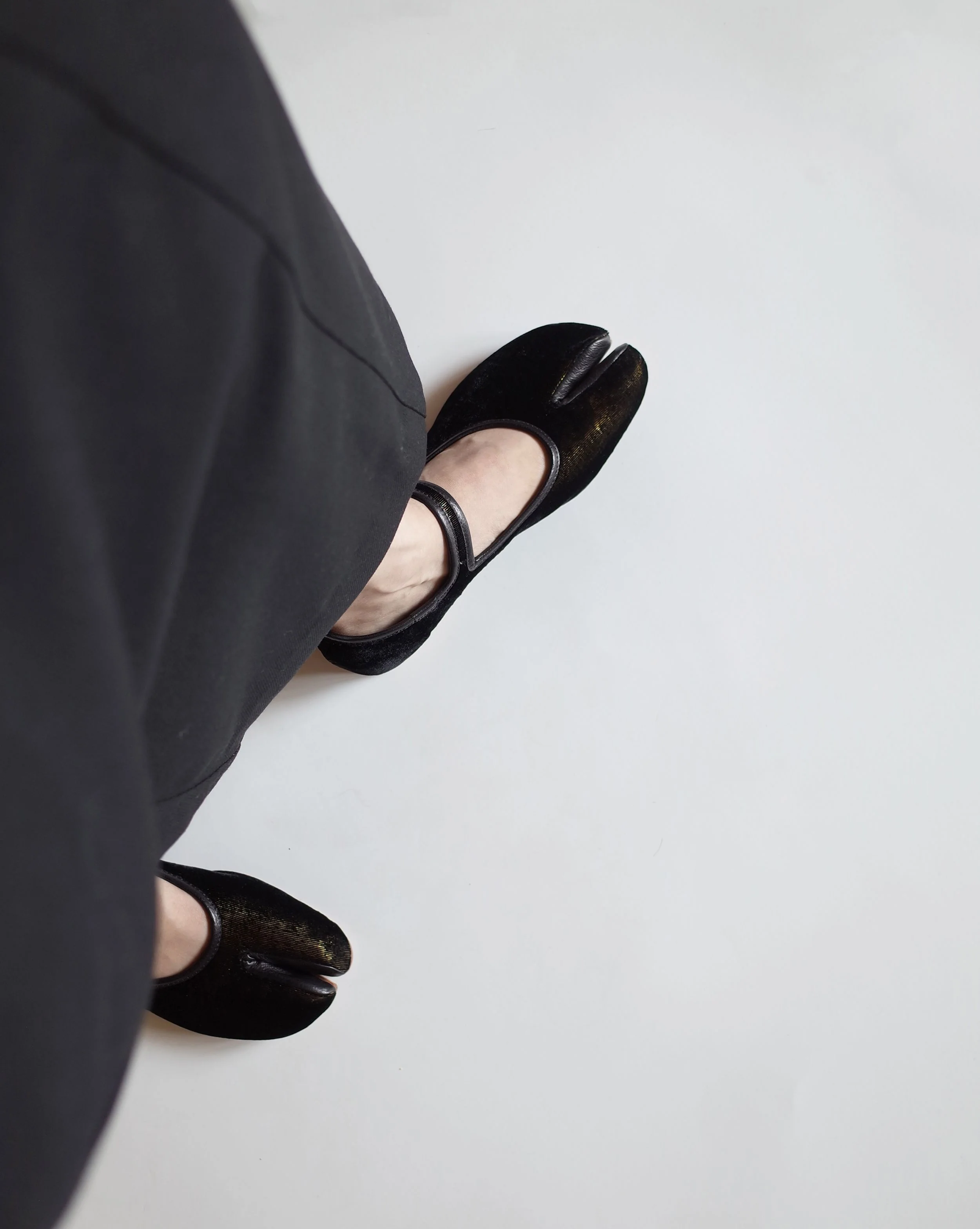 Ninja Split-Toe Mary Jane Flats - Image 4