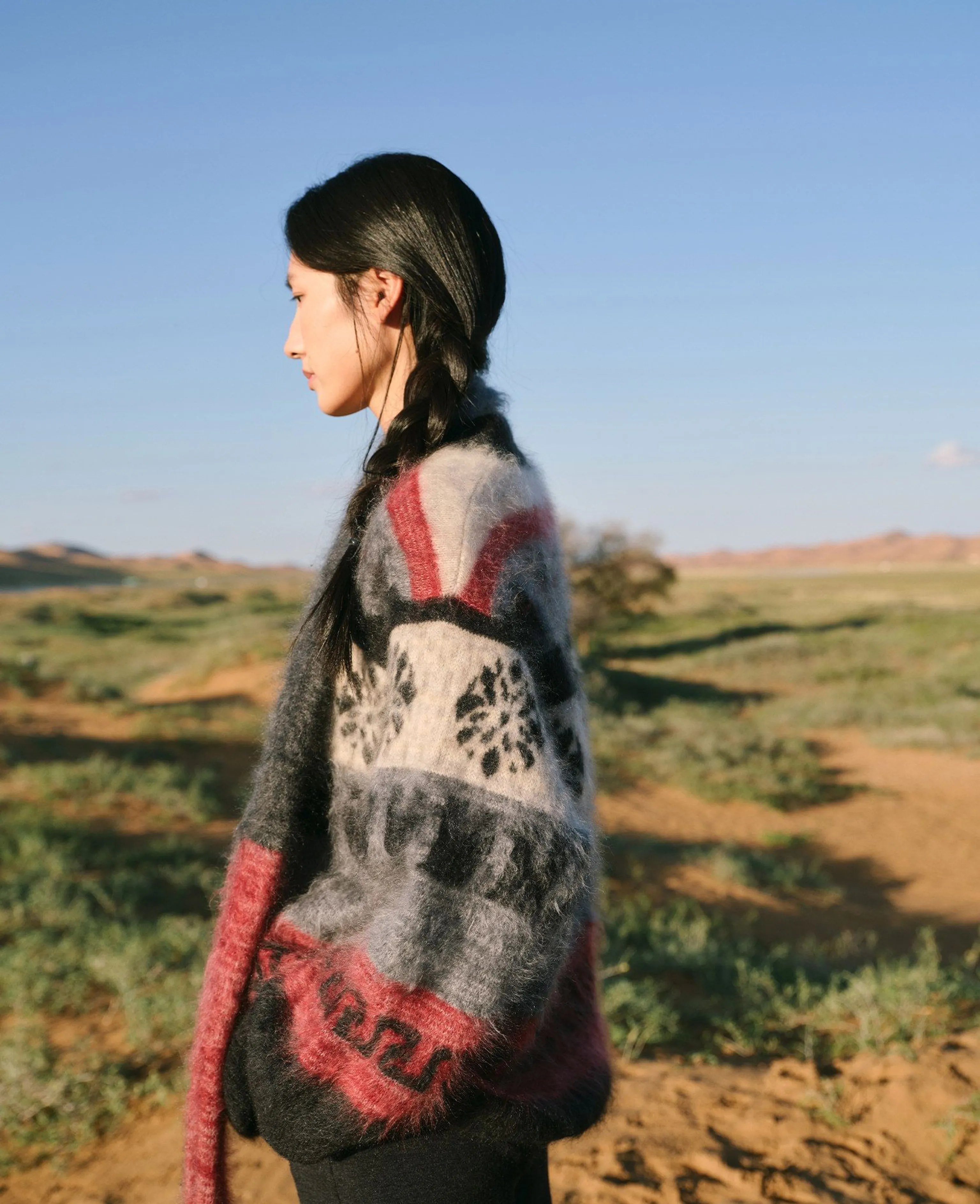 Nordic Jacquard Cashmere Scarf Cardigan - Image 6