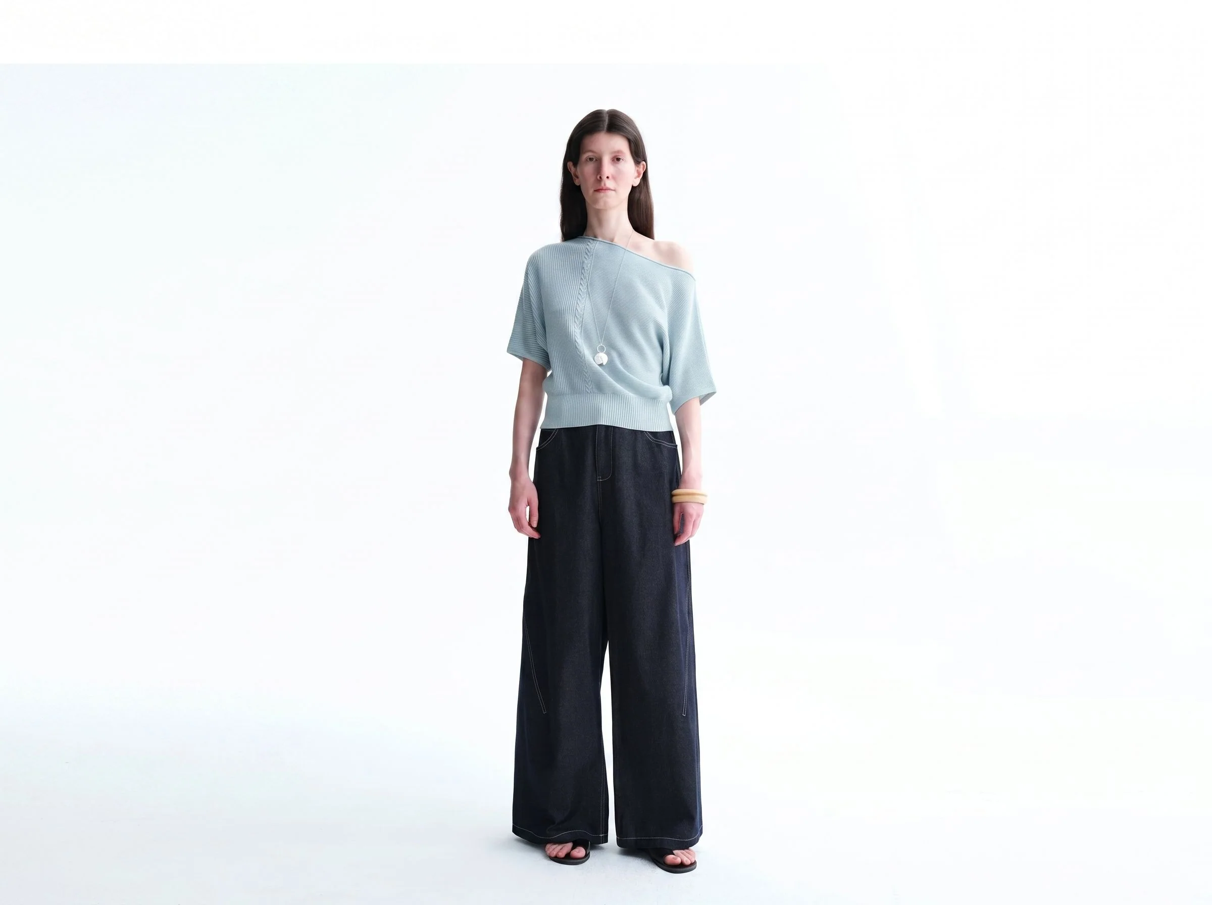 Off-Shoulder Knit Pullover - Image 4