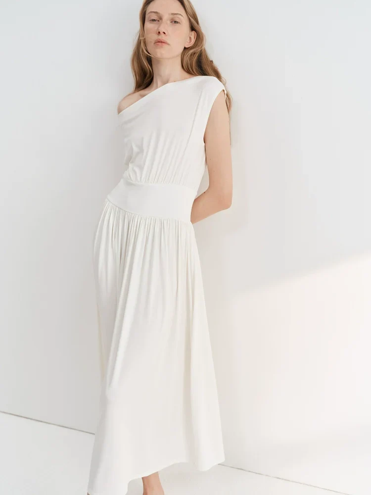 Off-Shoulder White Maxi Dress - Image 2
