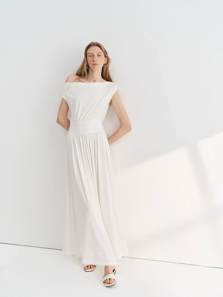 Off-Shoulder White Maxi Dress - Image 3