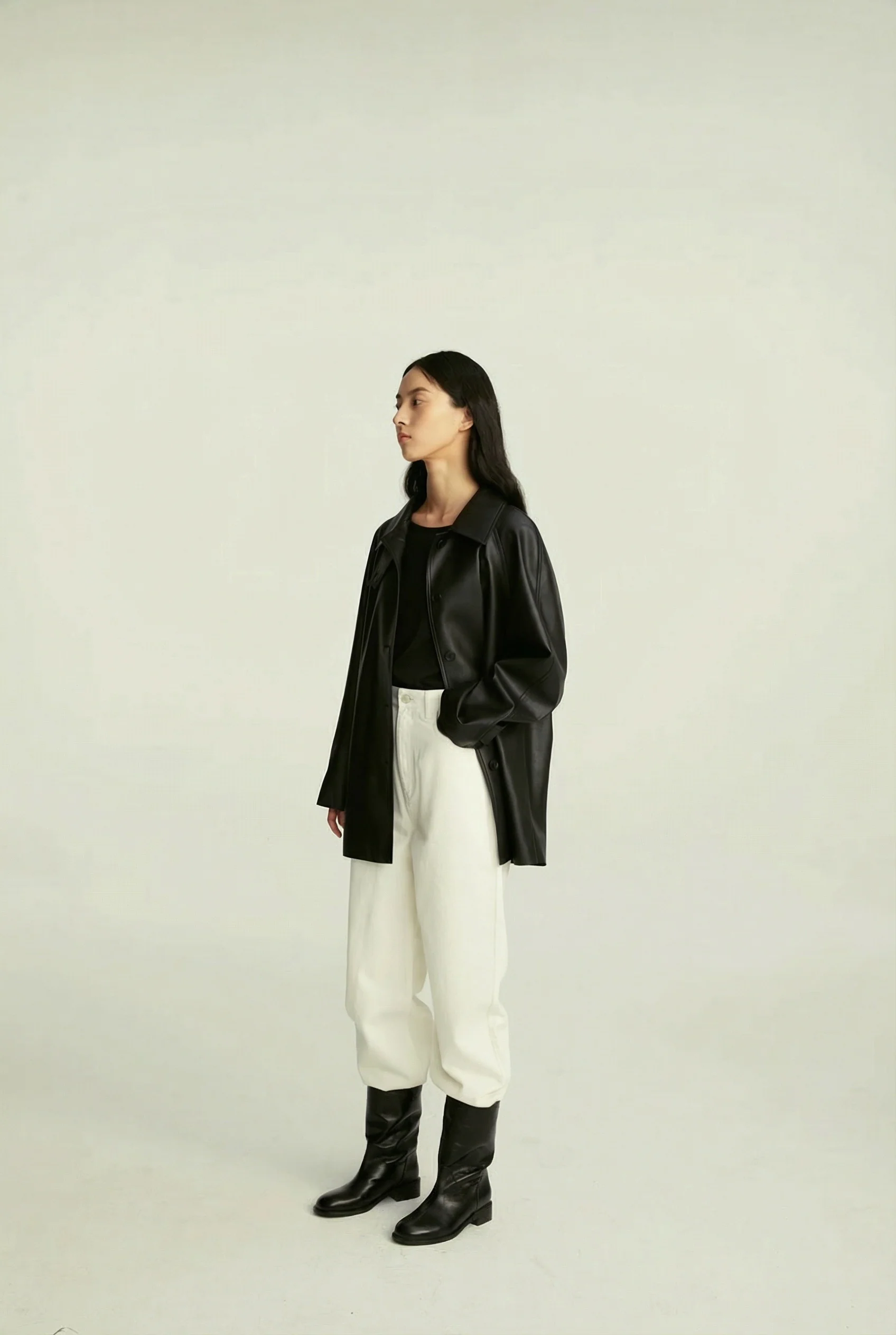 Off-White Wide-Leg Jeans - Image 4