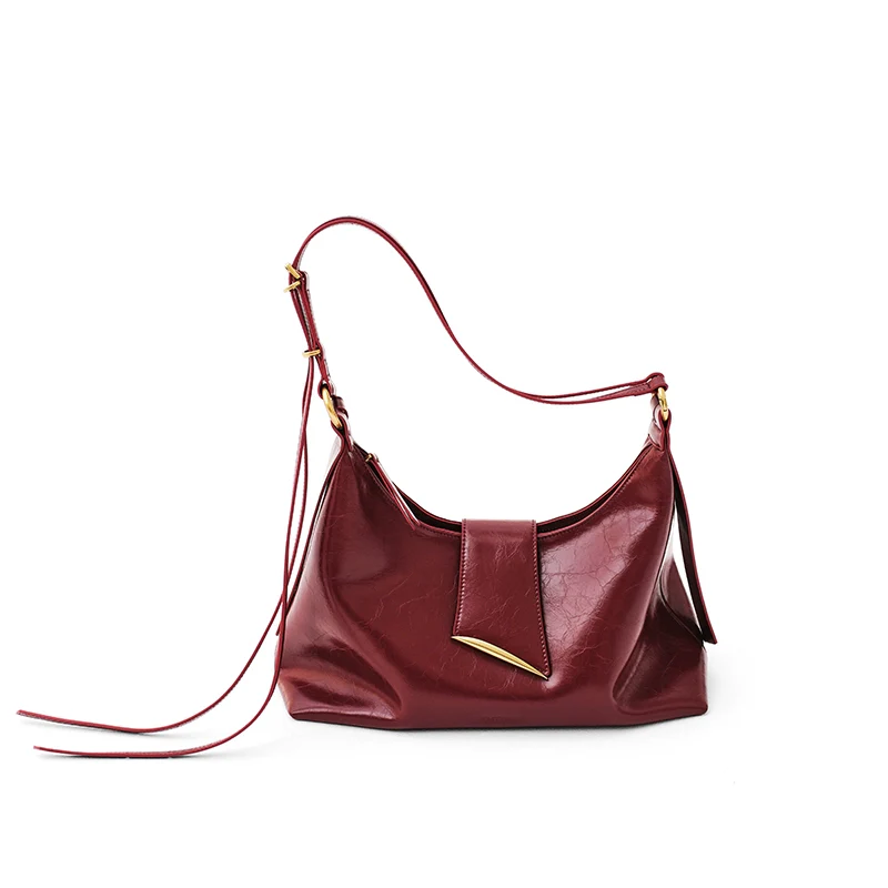 One-Shoulder Underarm Tote - Image 8