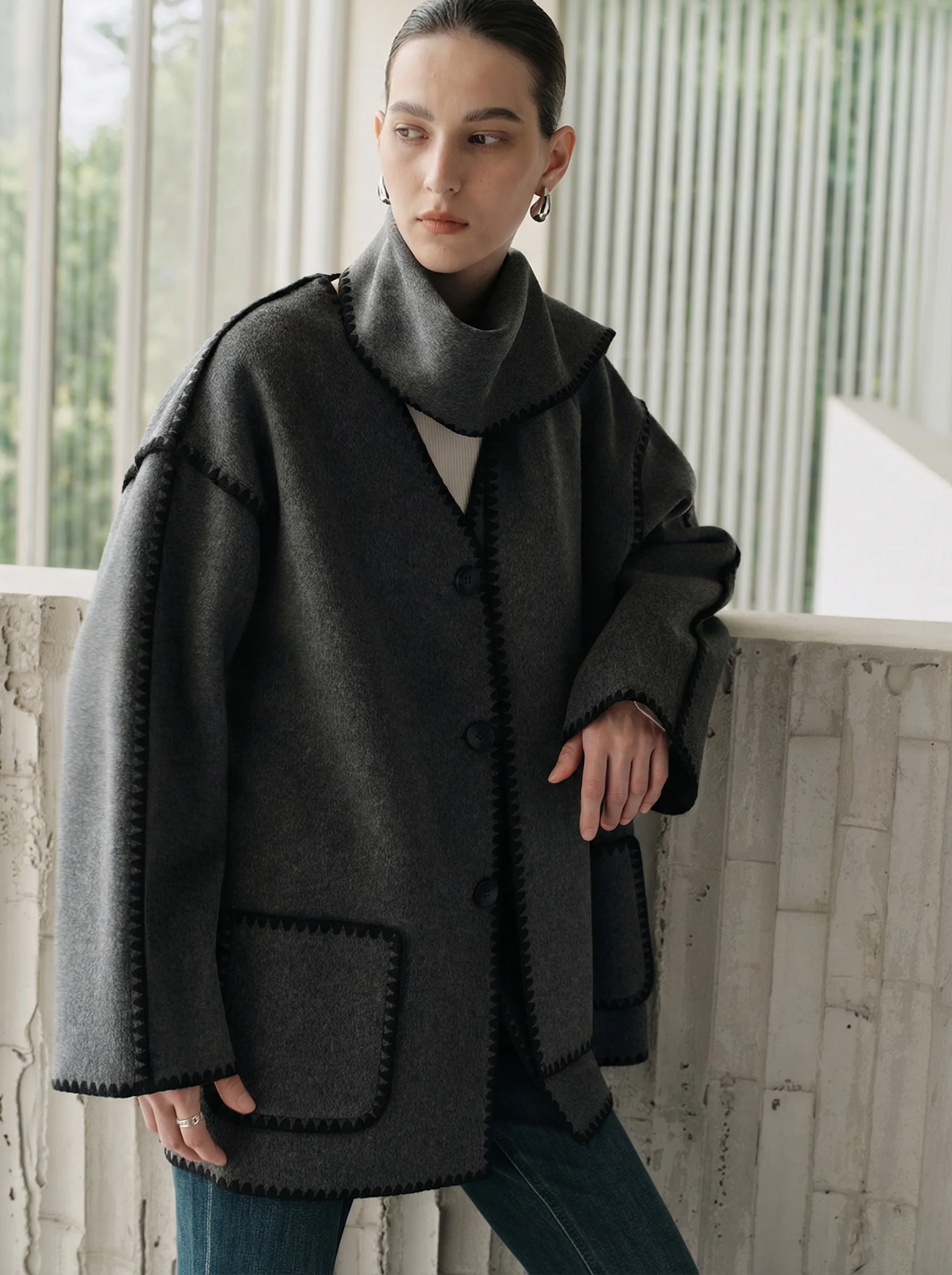 Oslo Cashmere-Wool Coat with Scarf - Image 2