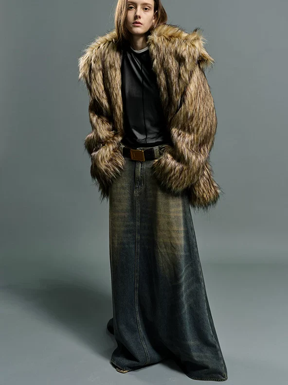 Oversized Fur Jacket - Image 4