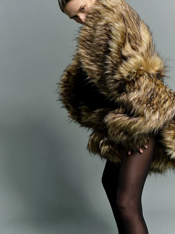 Oversized Fur Jacket - Image 5
