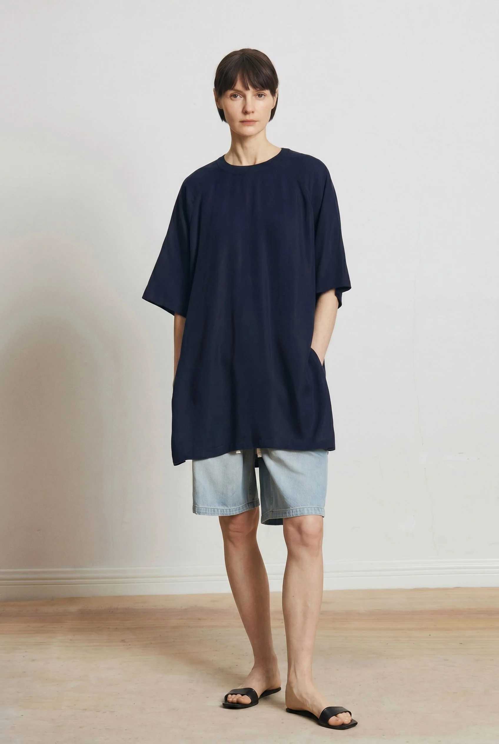 Oversized Keyhole Tee