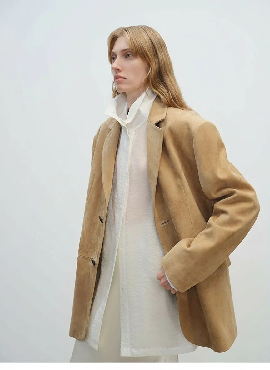 Oversized Lambskin Suede Blazer - Image 4