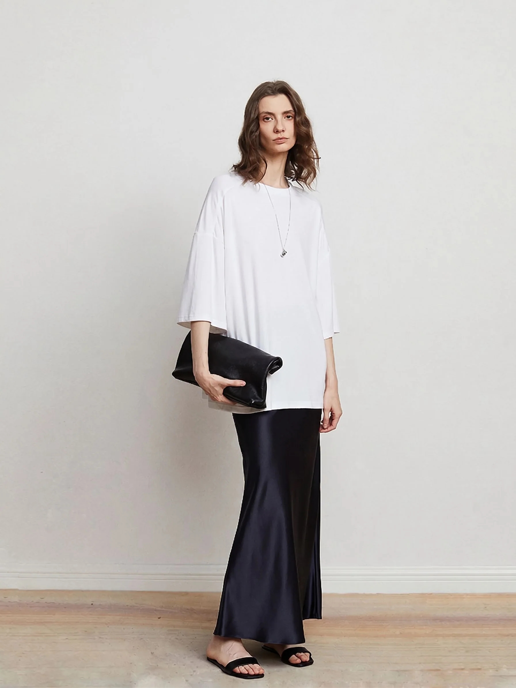 Oversized Raglan Tee - Image 4