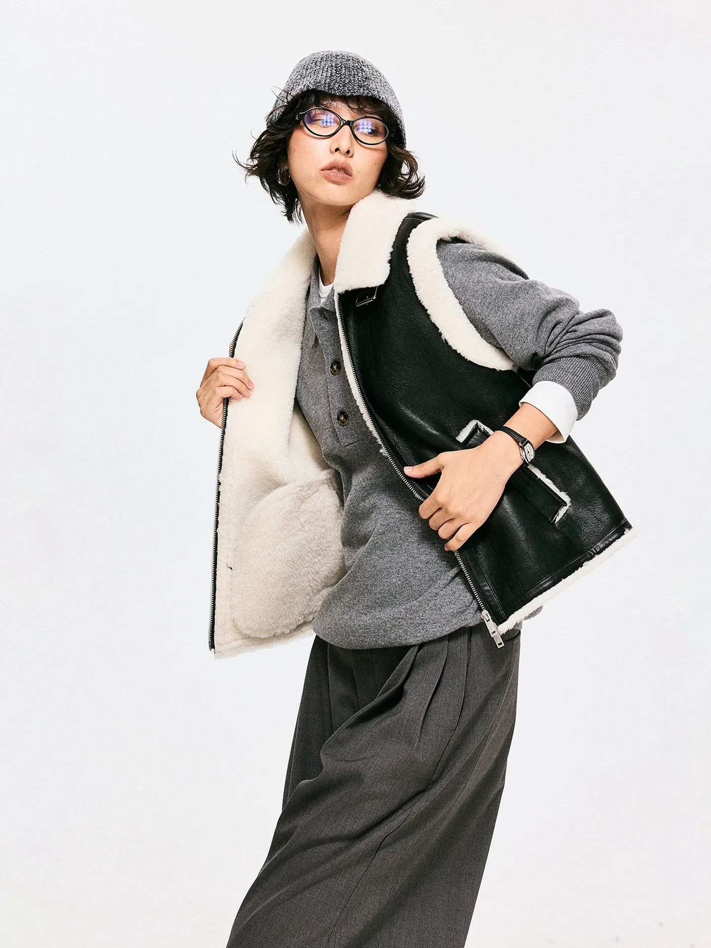 Panda Contrast Stand Collar Vest - Image 2