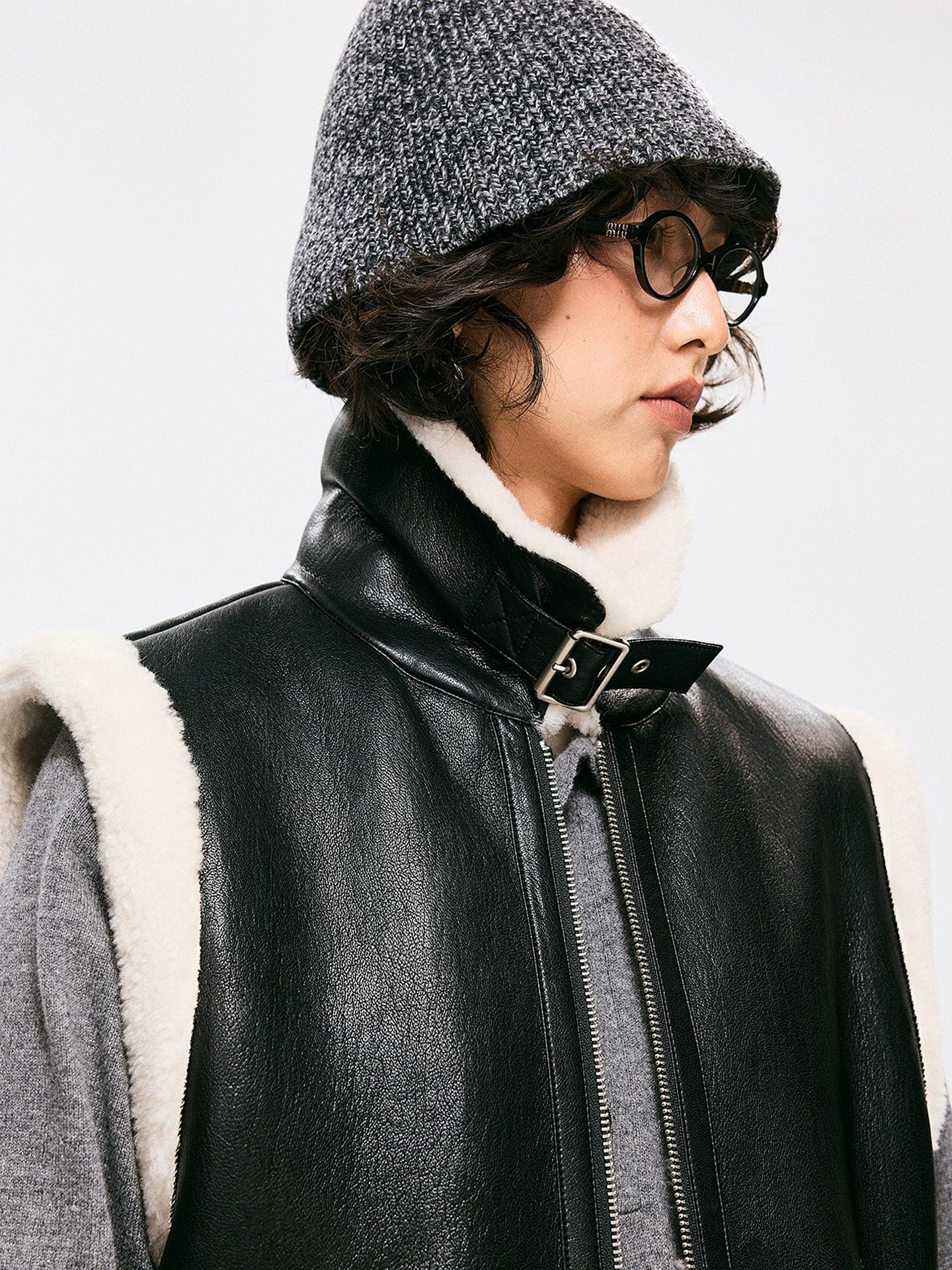 Panda Contrast Stand Collar Vest - Image 5